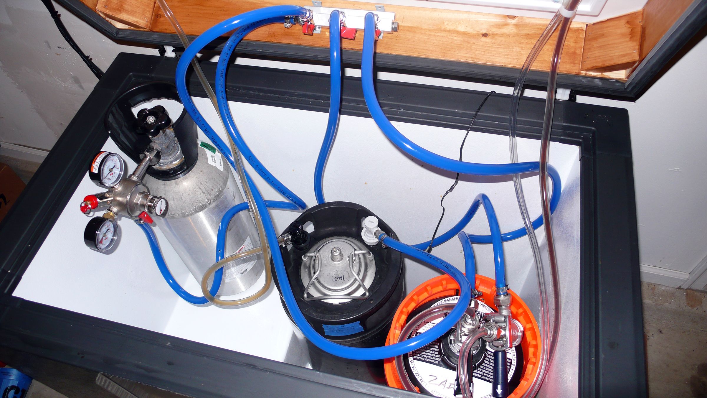 Chest Freezer Kegerator 4 Steps Instructables