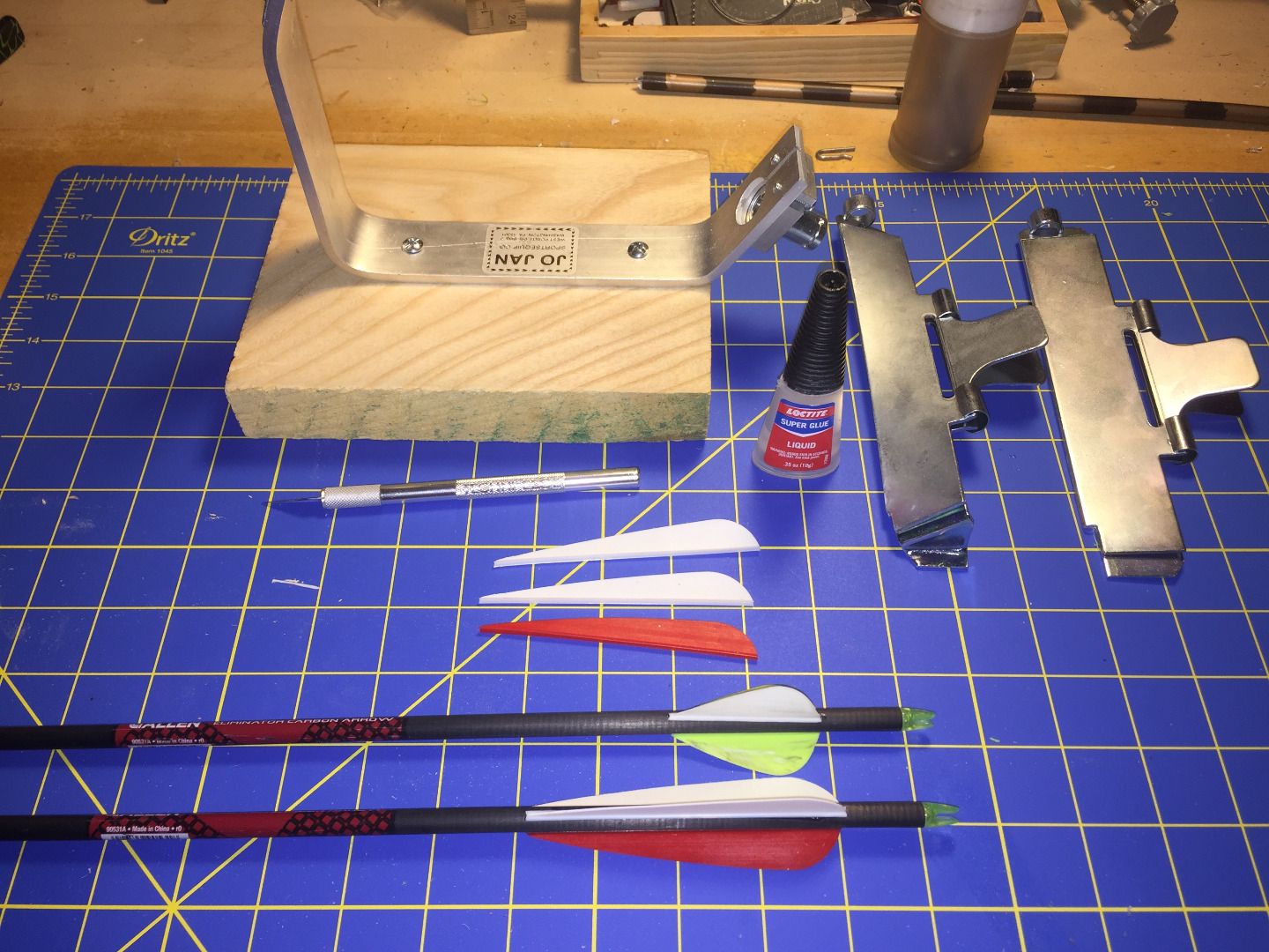 Refletching a Cheap Carbon Arrow 6 Steps (with Pictures) Instructables