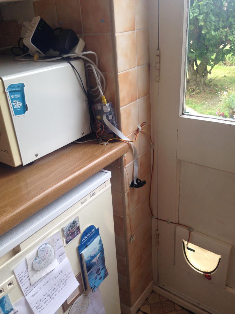 Automatic Cat Flap Monitor With Intrusion Detection and Dissuasion 6