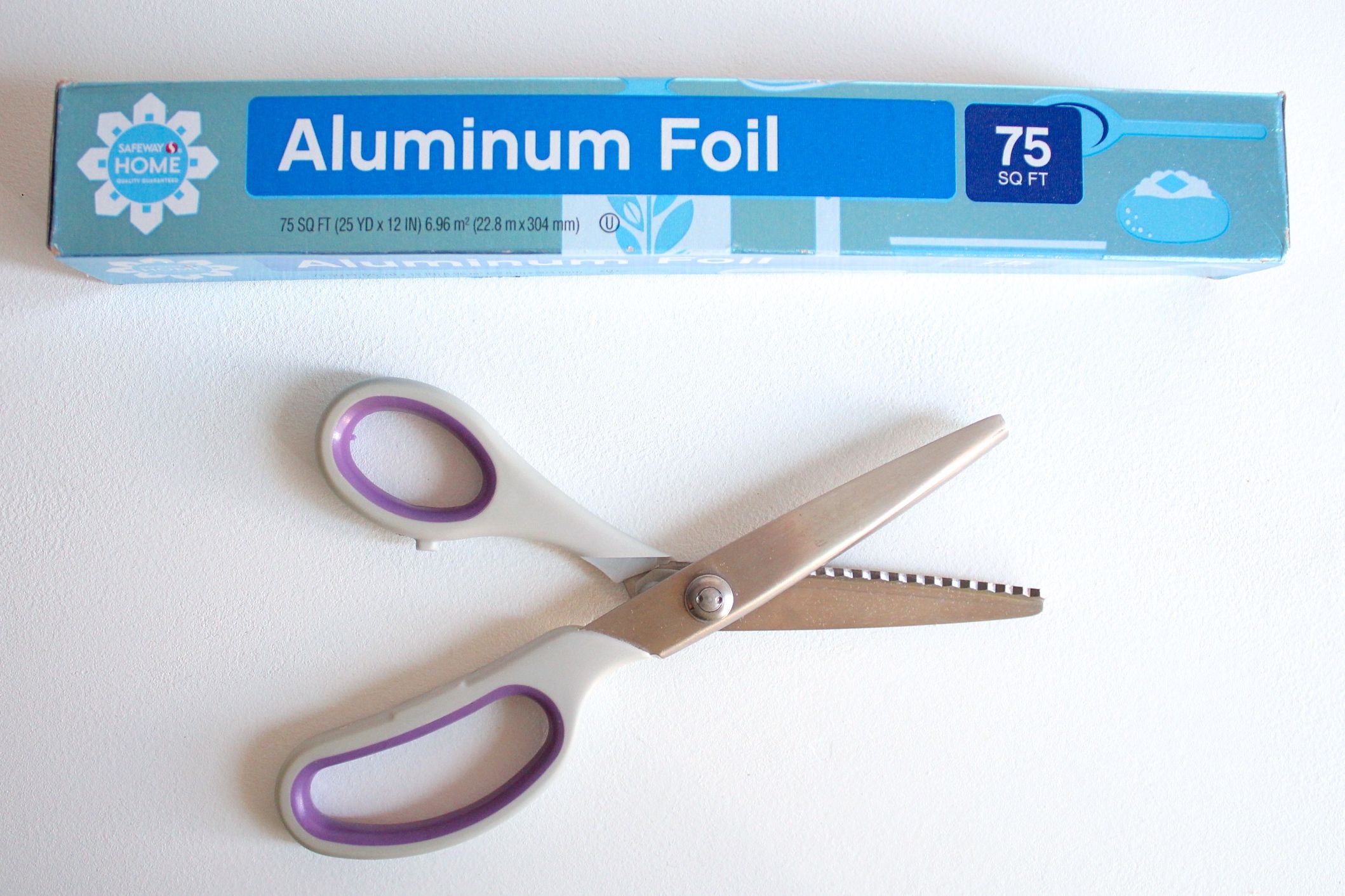 Sharpen Your Pinking Shears With Aluminum Foil 3 Steps (with Pictures