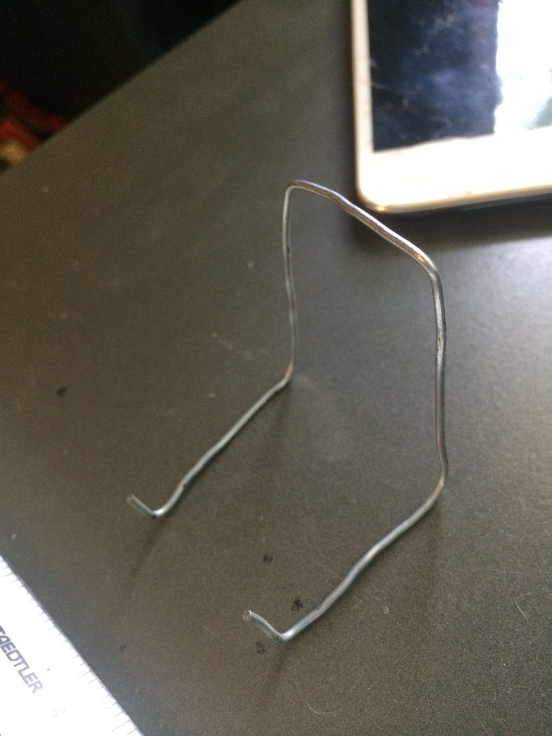 Paper Clip Iphone Stand 5 Steps Instructables