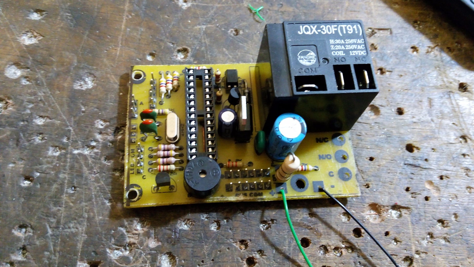 GSM/GPS VEHICLE GEOGRAPHICAL TRACKER : 8 Steps Circuit Diagram
