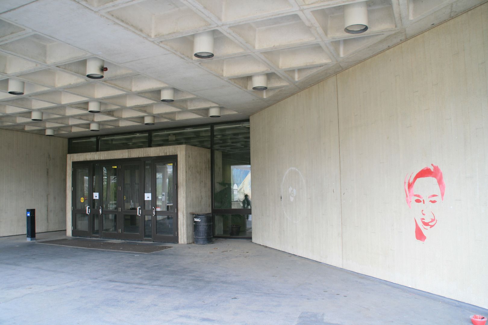 Chalk Graffiti 6 Steps Instructables