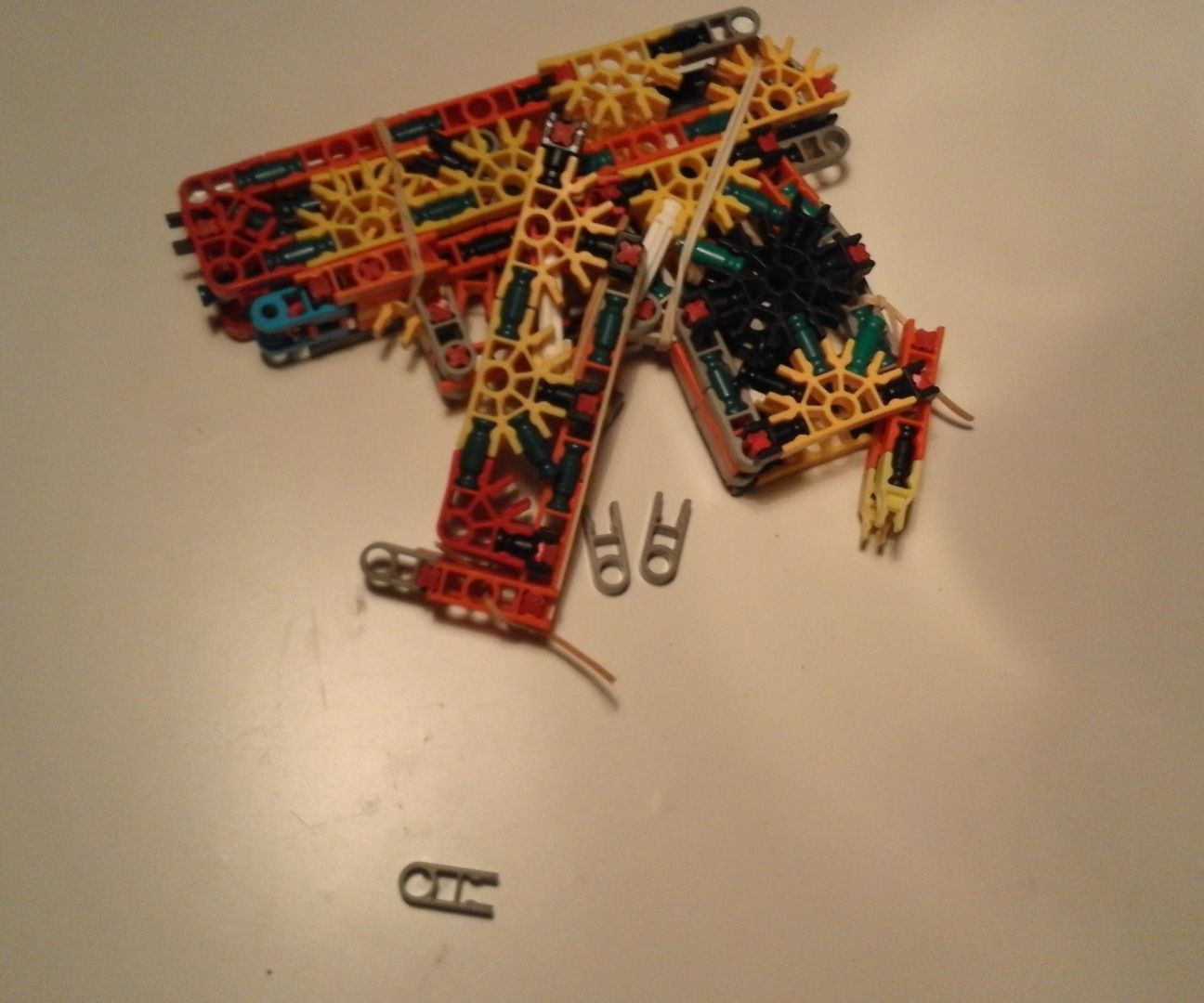 DIY guide for knex semi-auto, blowback, shell ejecting, pistol with step-by-step instructions