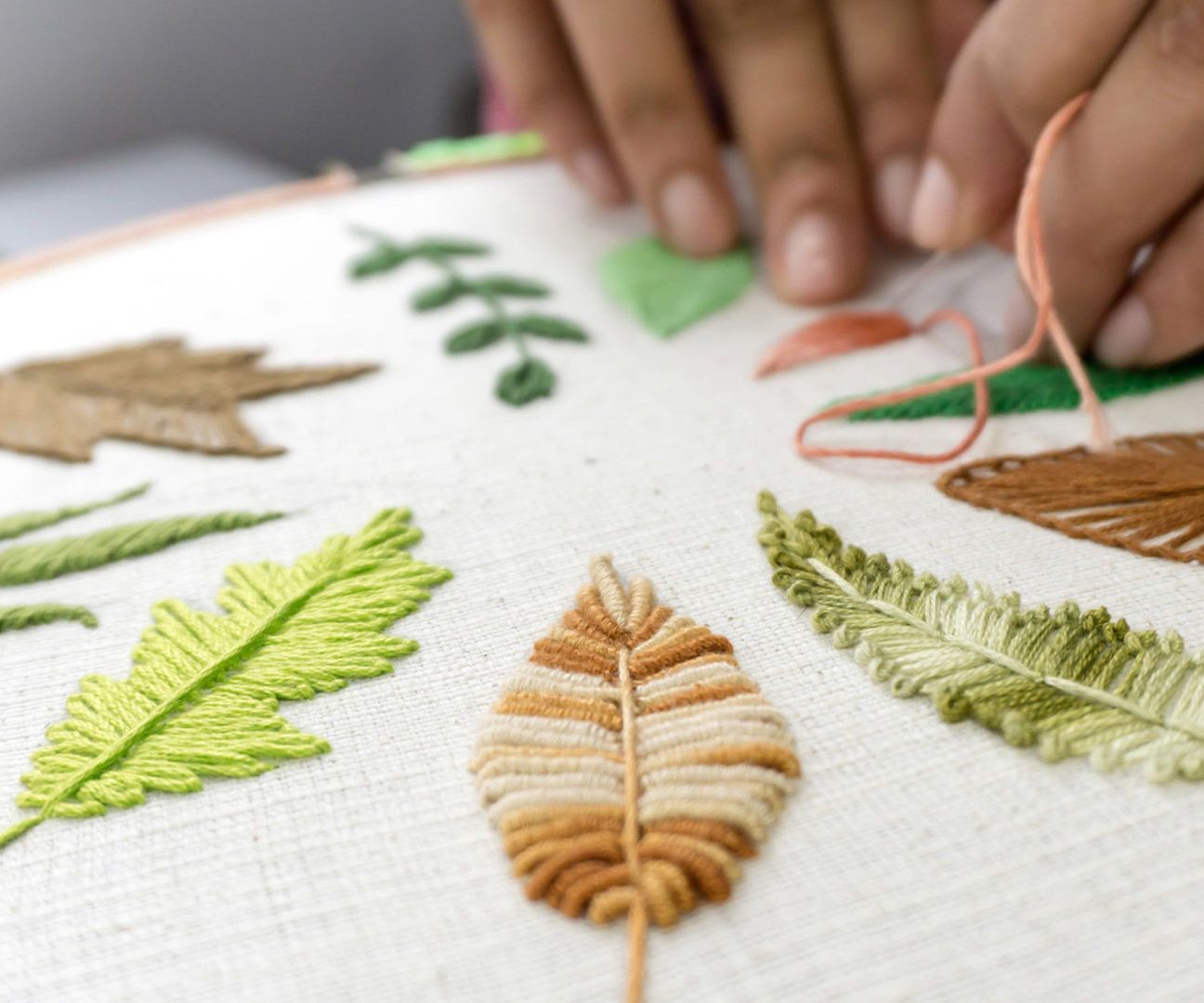 10 hand embroidery leaves DIY Project DIY Project Image