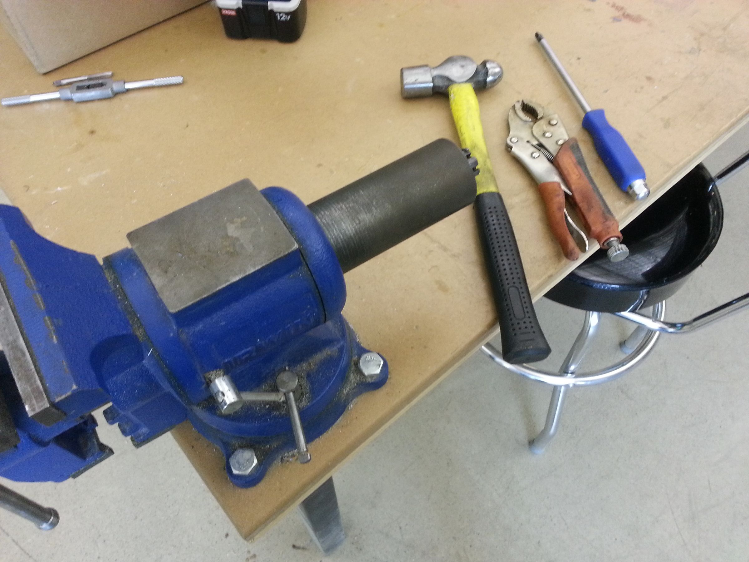 How to Fix a Bent Pneumatic Screen Door Closer 4 Steps (with Pictures) Instructables