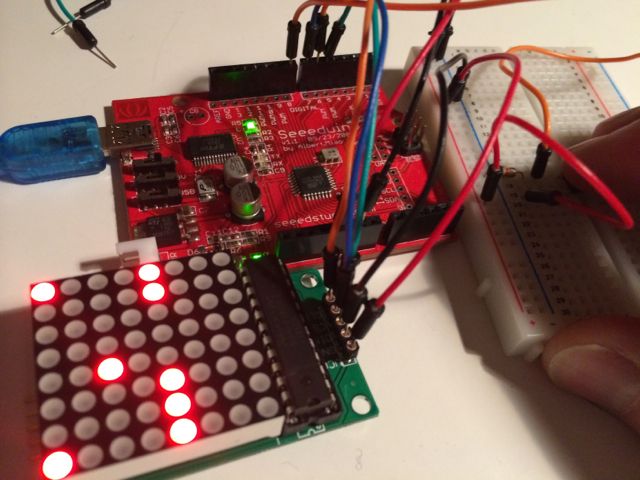 DIY guide for Flappy Bird homage for Arduino and 64 LEDs with step-by-step instructions