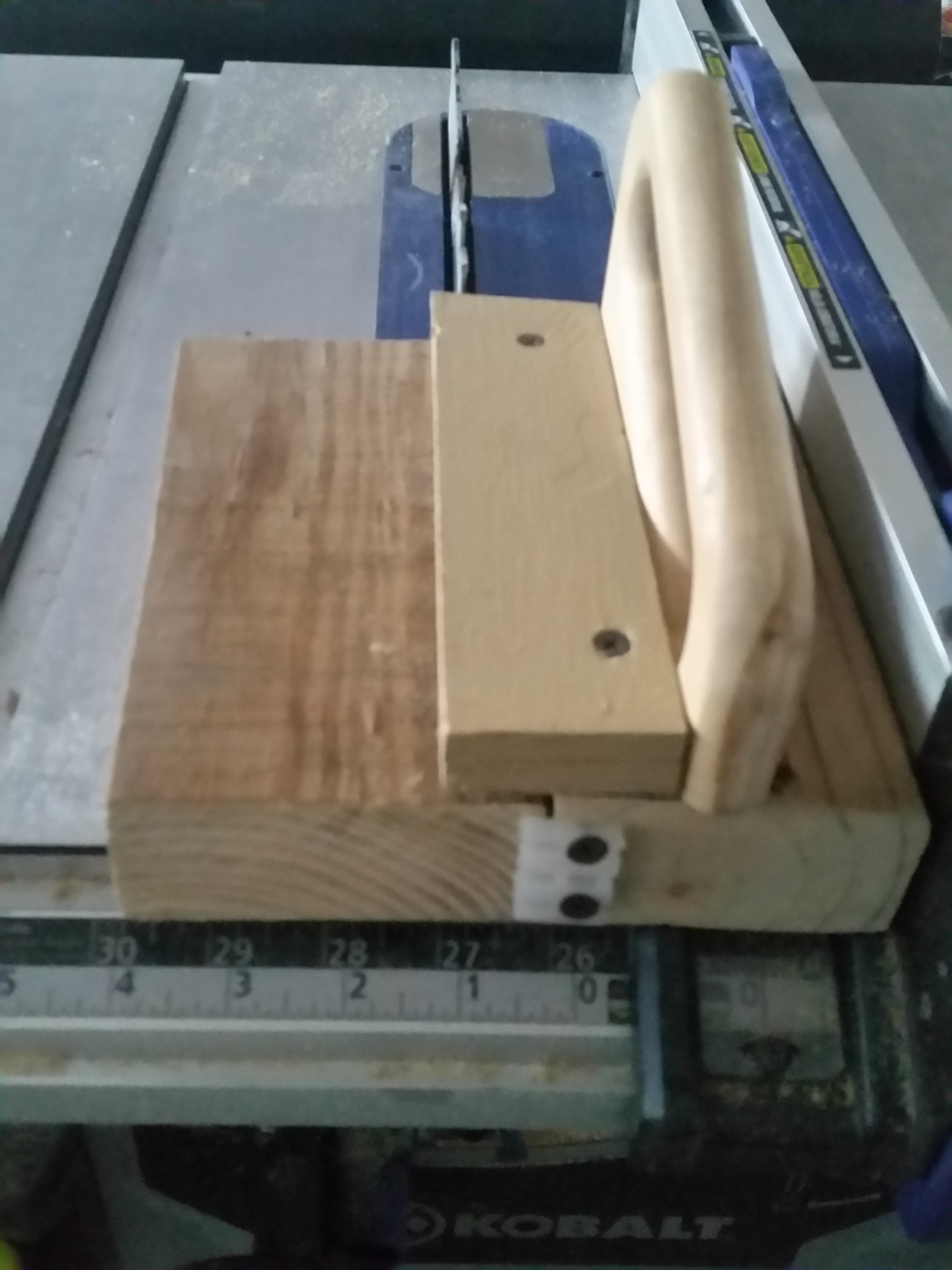 Safely Making Wedges and Shims on a Table Saw 5 Steps (with Pictures