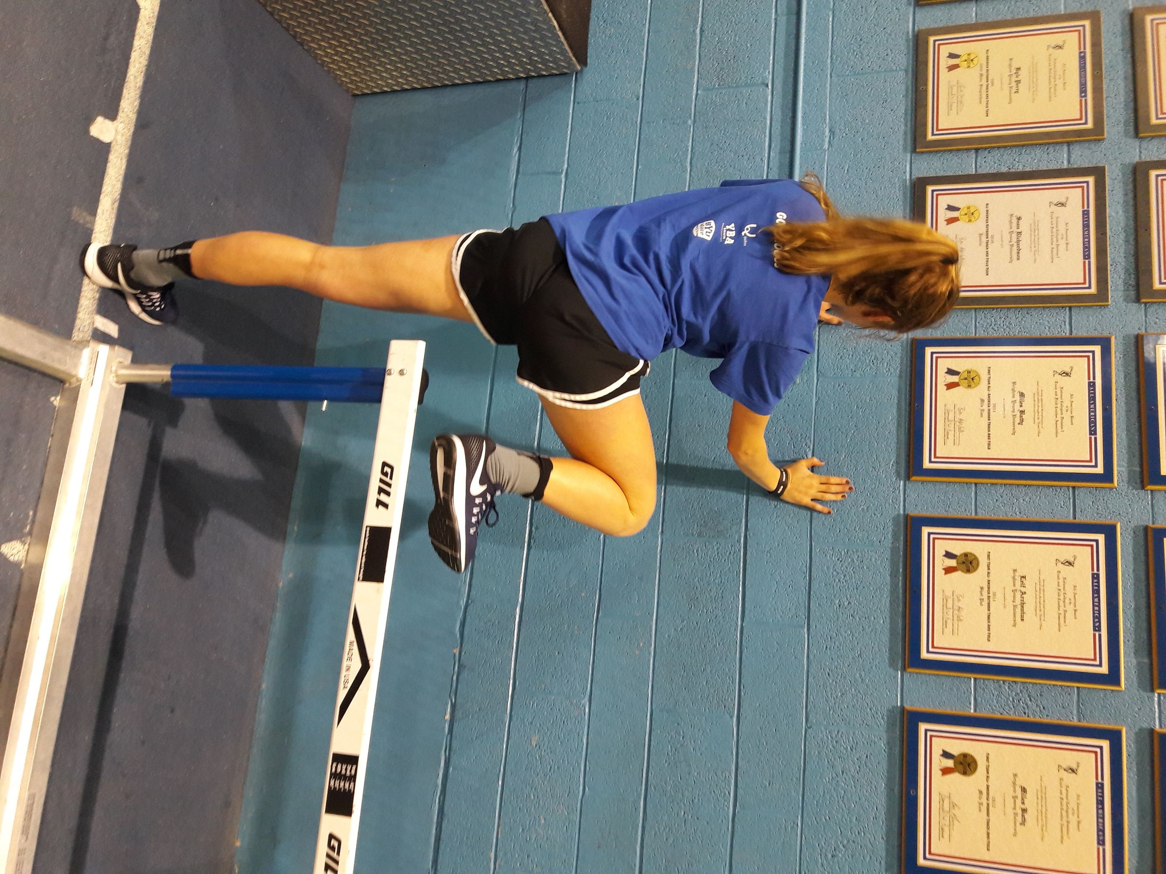 Track and Field Basic Hurdling Technique 9 Steps (with Pictures