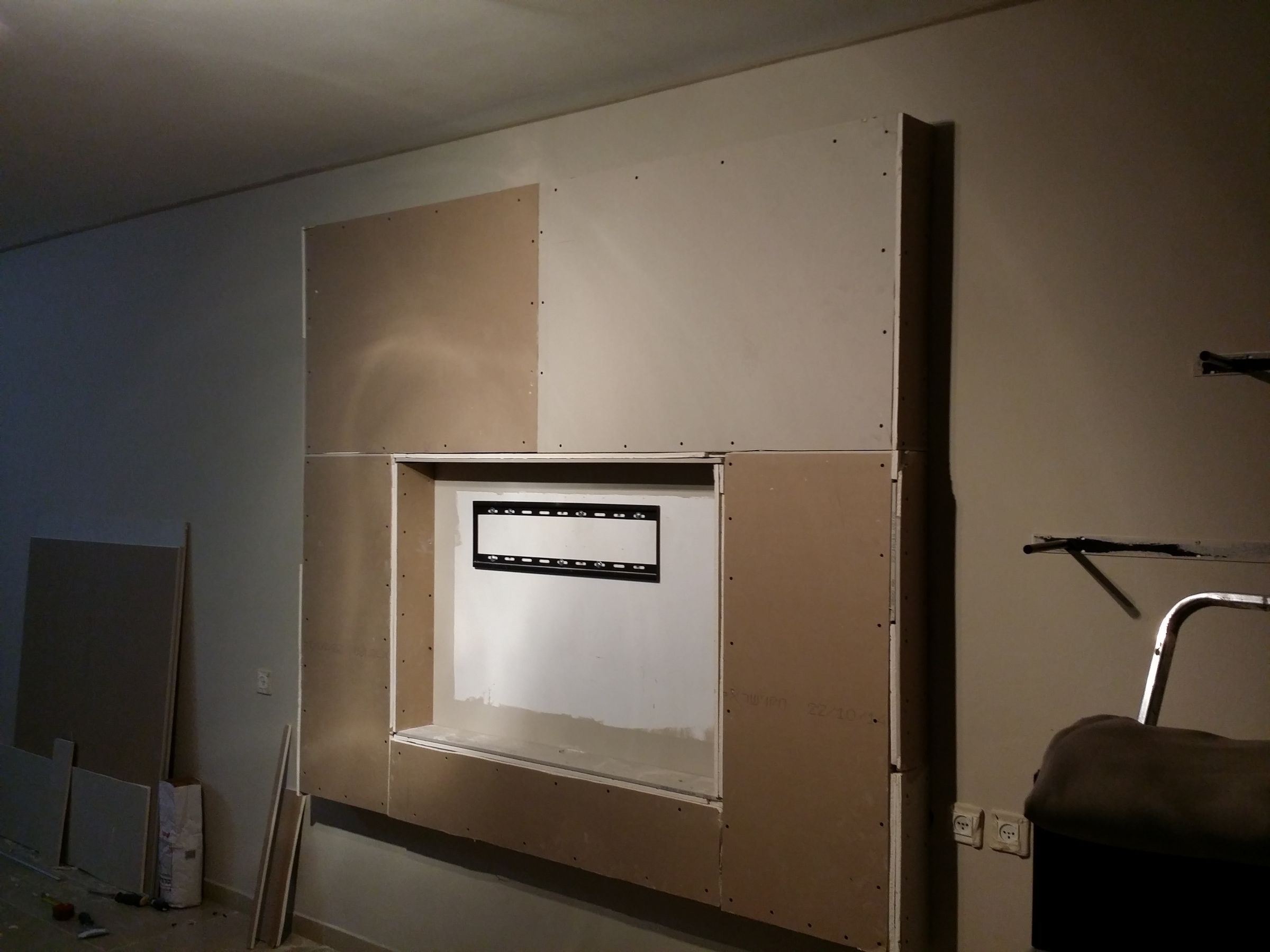 Drywall TV Niche : 17 Steps (with Pictures) - Instructables