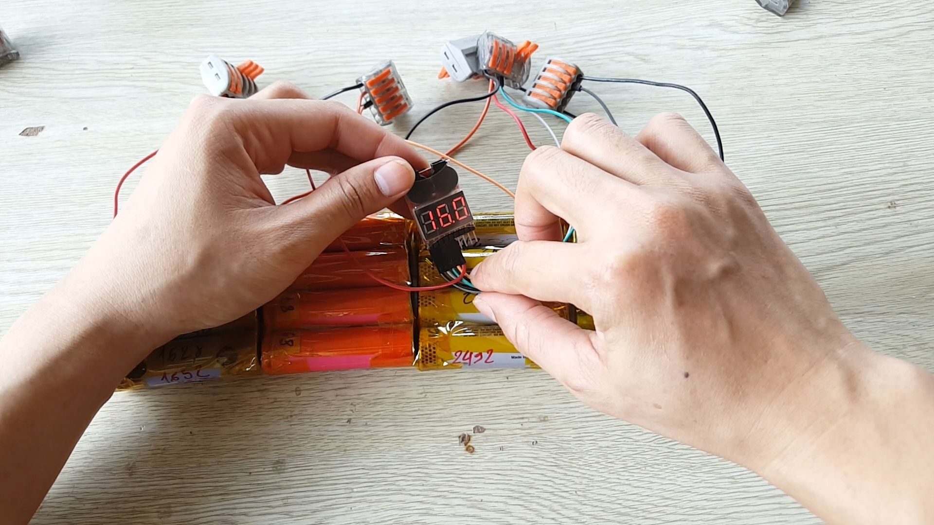 DIY Laptop Power Bank Instructables