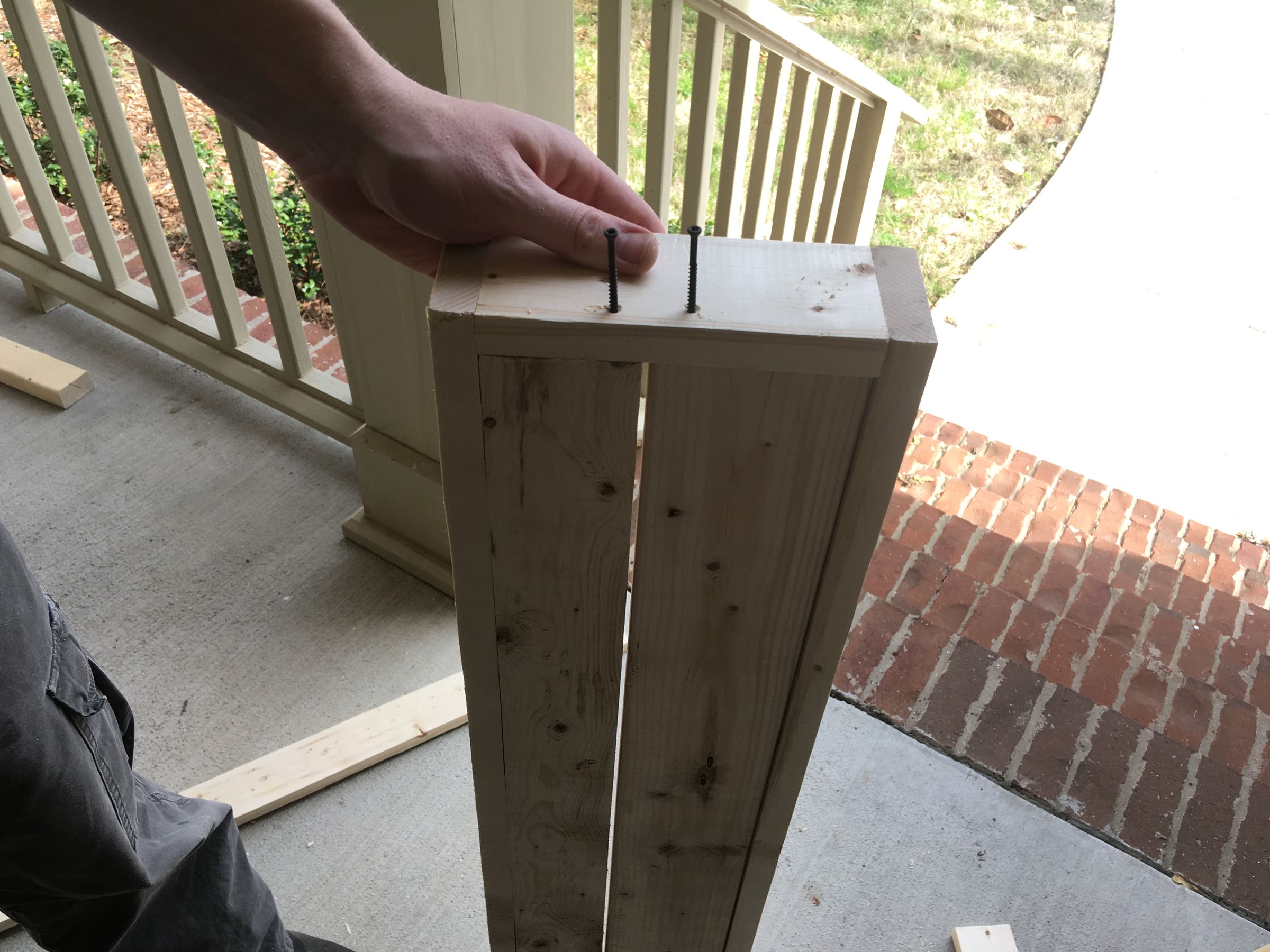 Simple Rail-Clamped Planter Box : 19 Steps (with Pictures) - Instructables