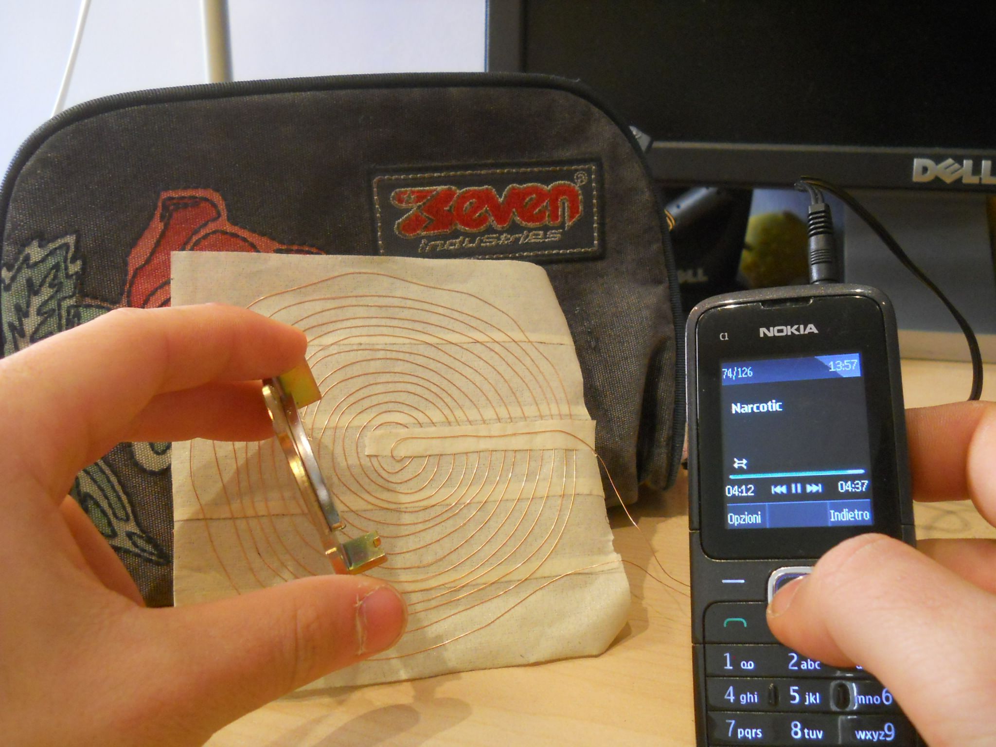 Duct Tape Speakers 7 Steps (with Pictures) Instructables