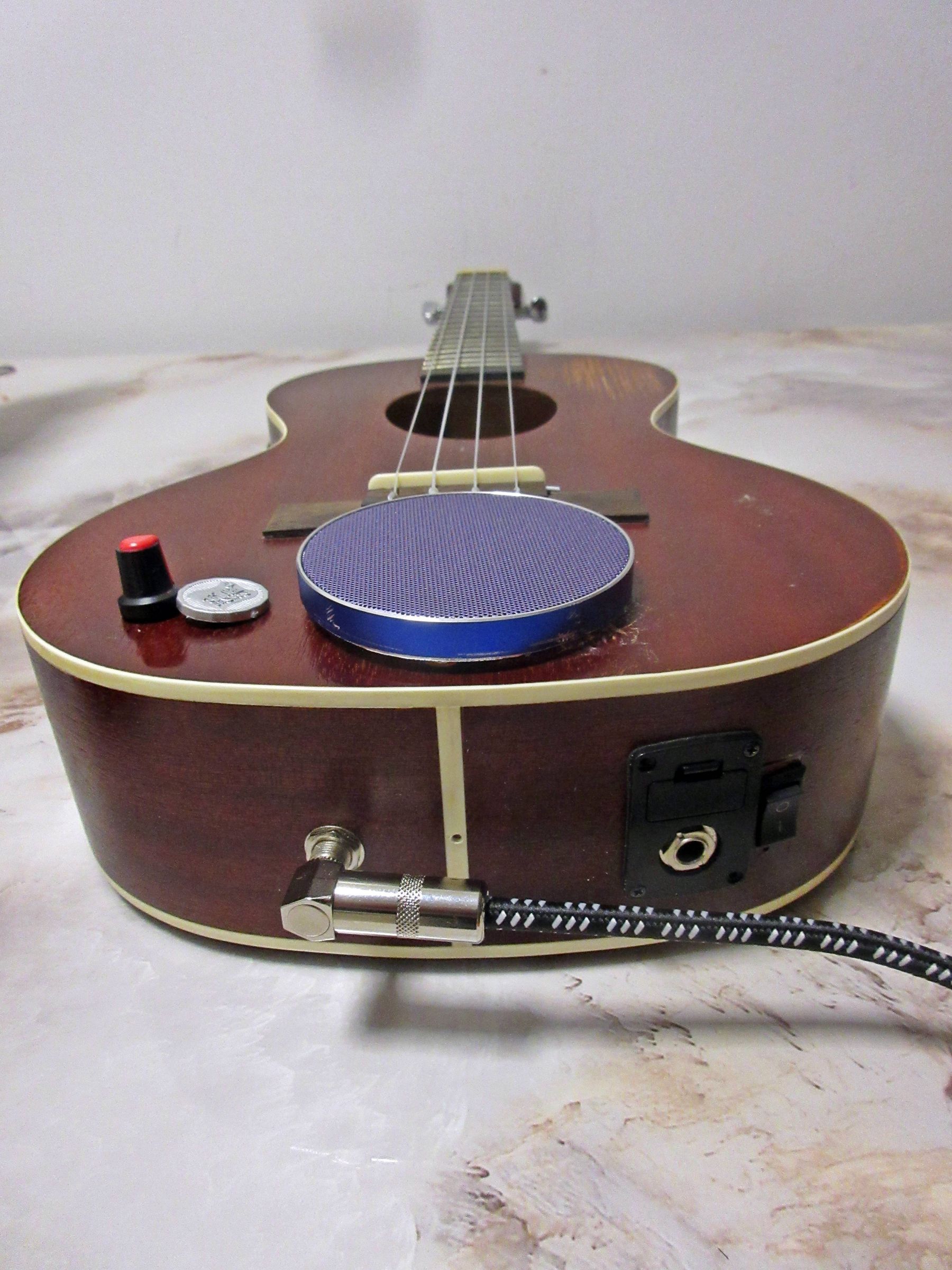 Built In Ukulele Lm386 Amplifier And Speaker 4 Steps Instructables