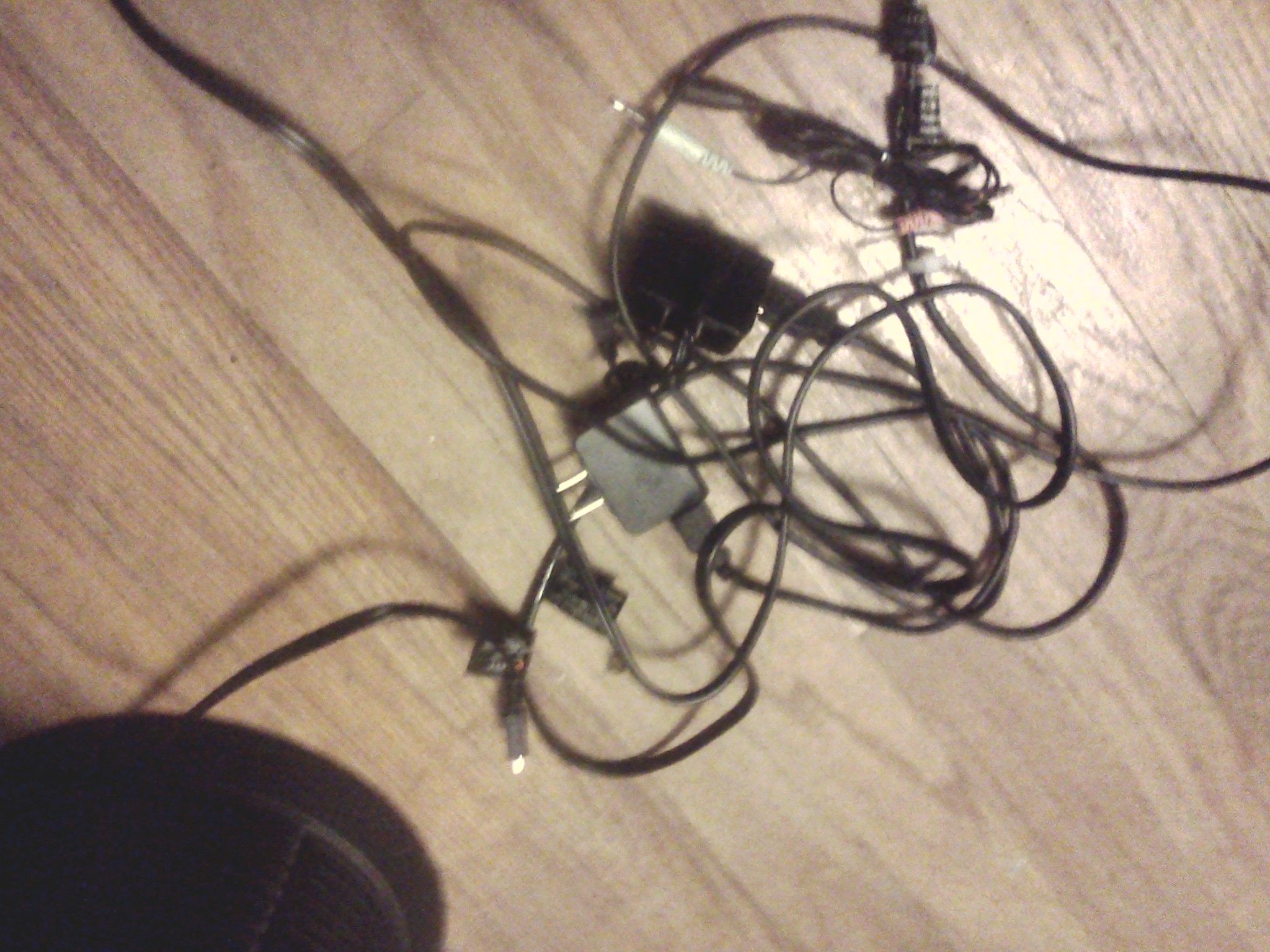 How to Distinguish and Easily Find Your Devices' Usb Cords Using Zip