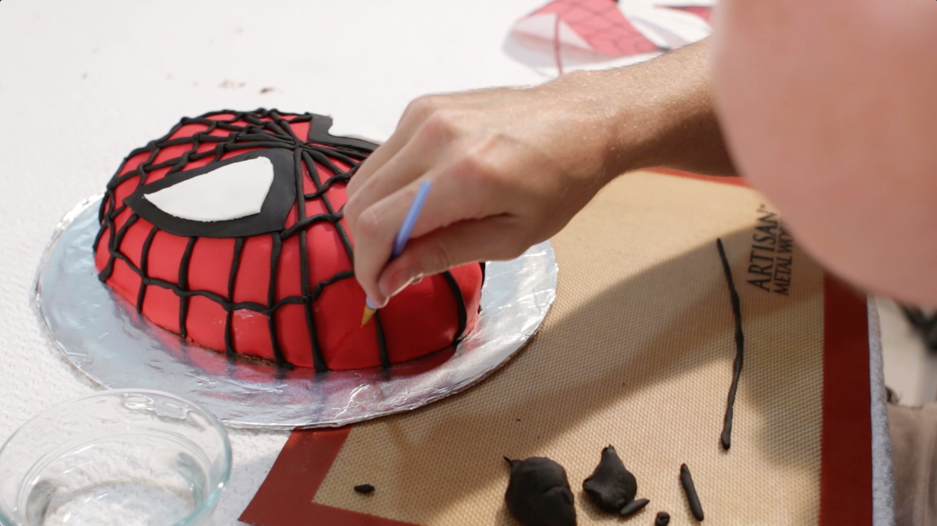 how to make a spiderman cake 10 steps with pictures instructables