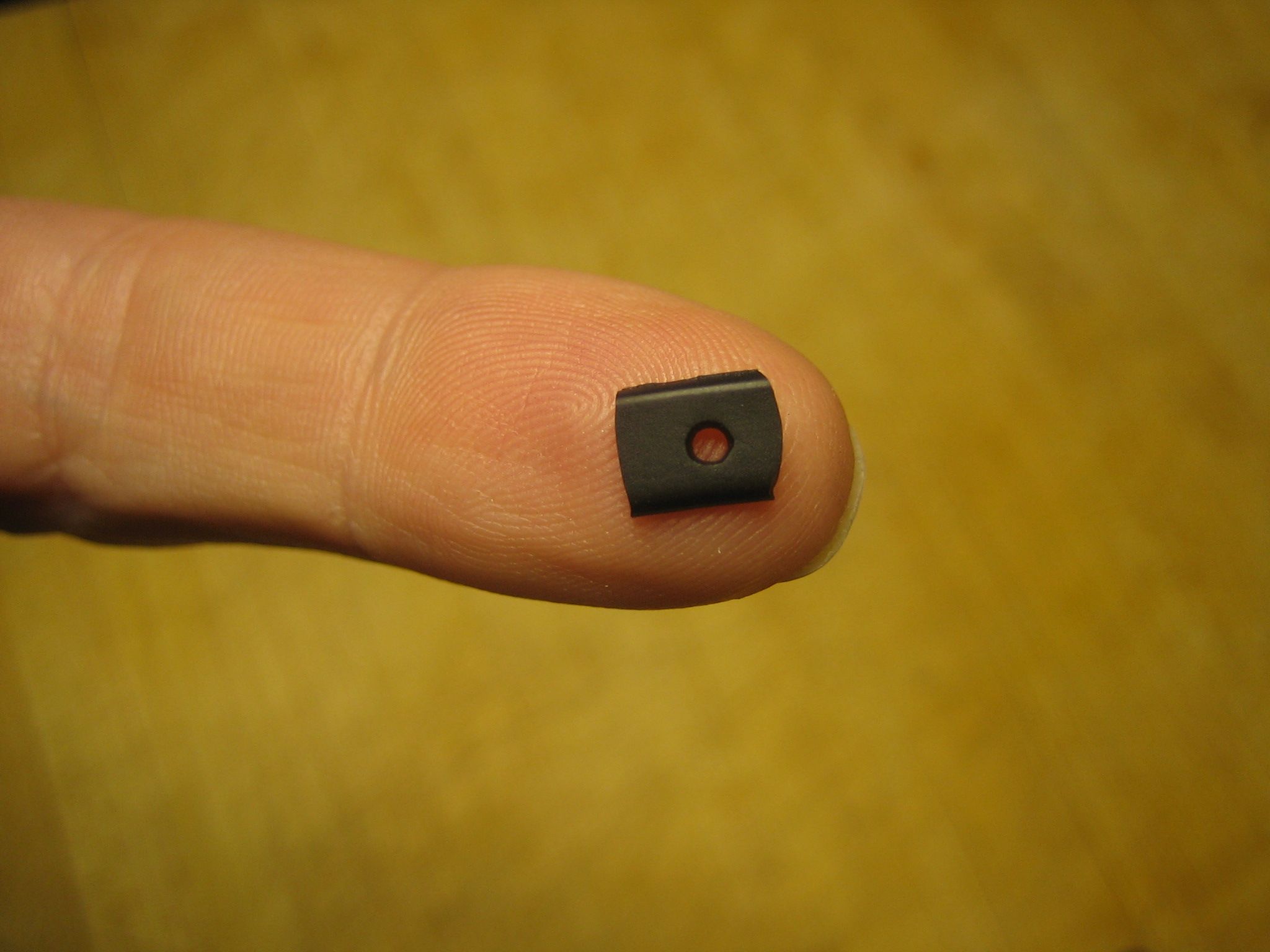 Fix Loose Eyeglasses With a Rubber Band 5 Steps (with Pictures