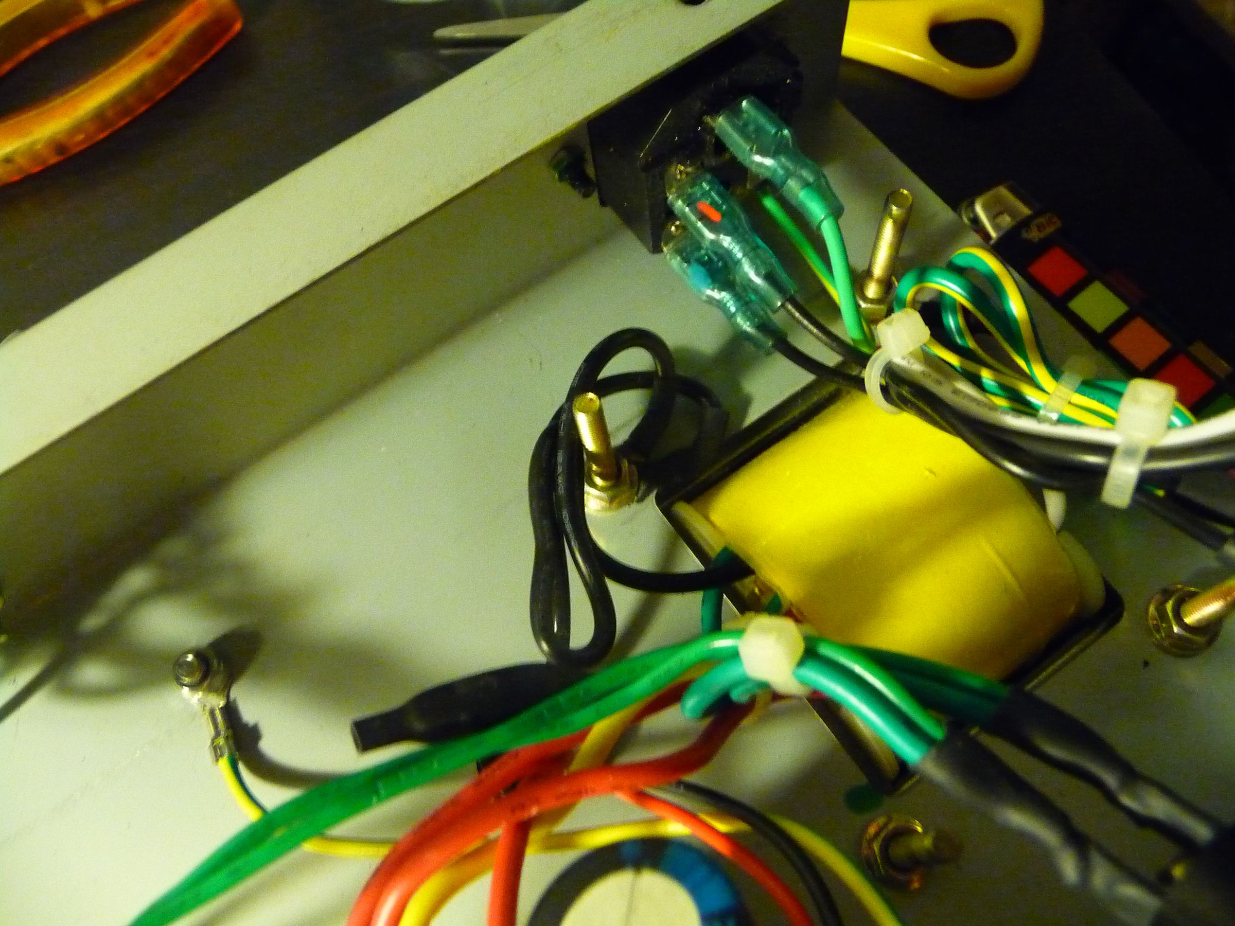How to Turn a Guitar Tube Amp Into a Preamp/distortion Unit (with Load Box) 6 Steps
