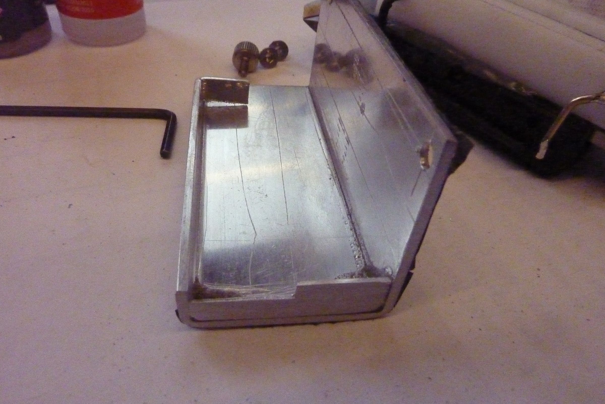 Vernier Caliper Battery Fix 8 Steps Instructables
