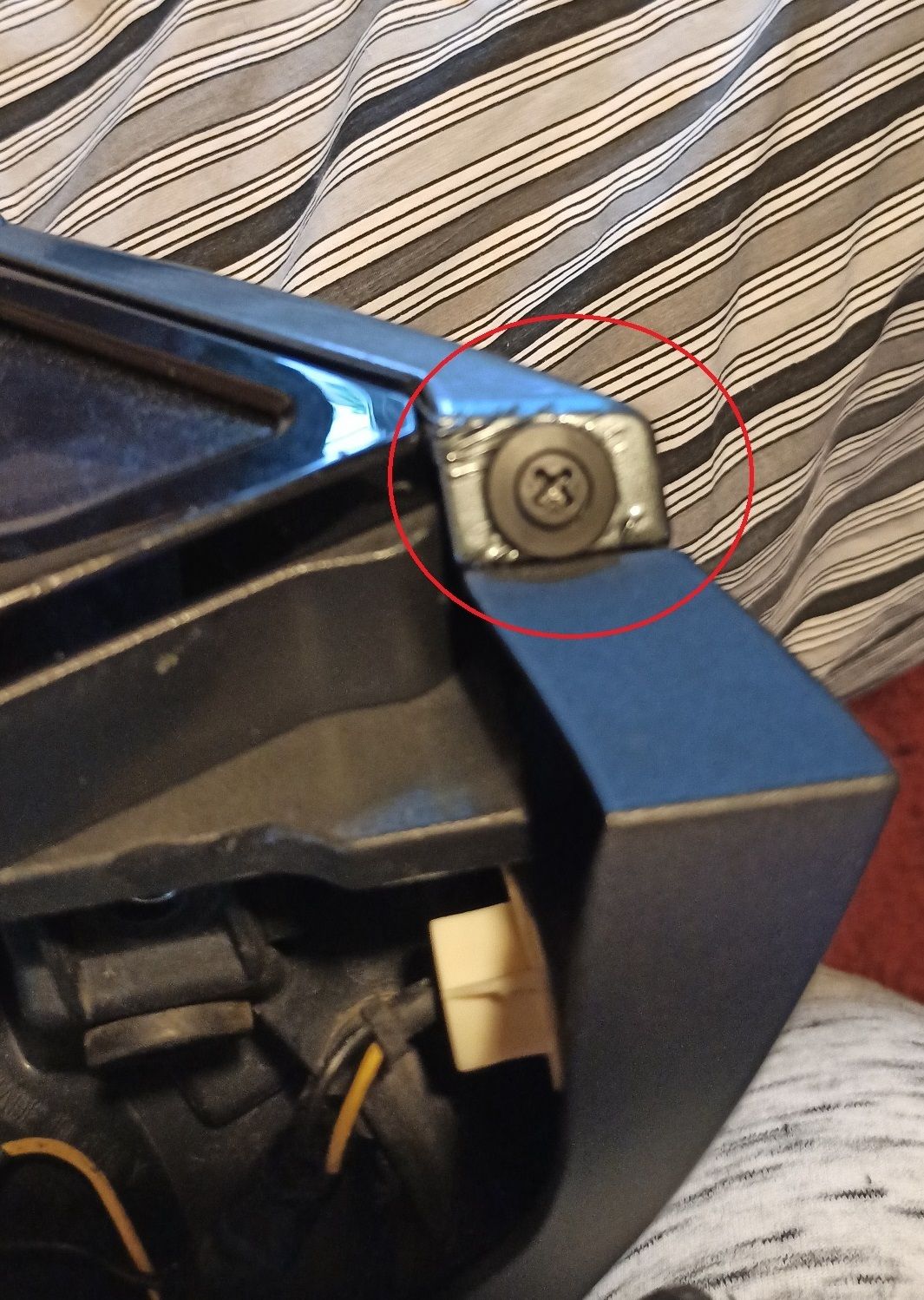 Honda CB 1000 R , Change Dash Color 43 Steps Instructables