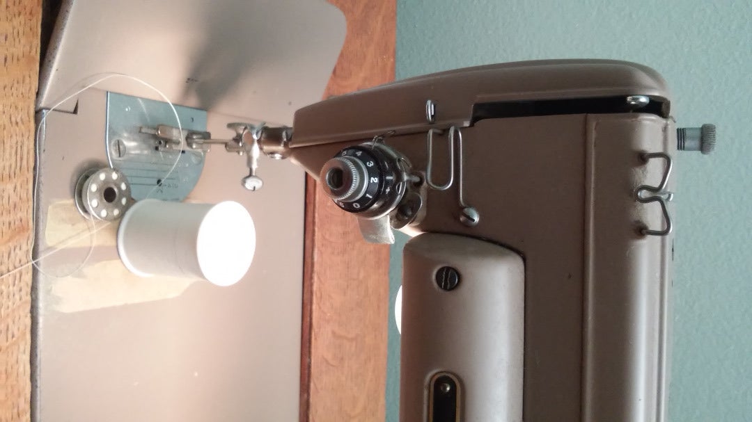How to Set Up an Old Singer Sewing Machine 4 Steps (with Pictures