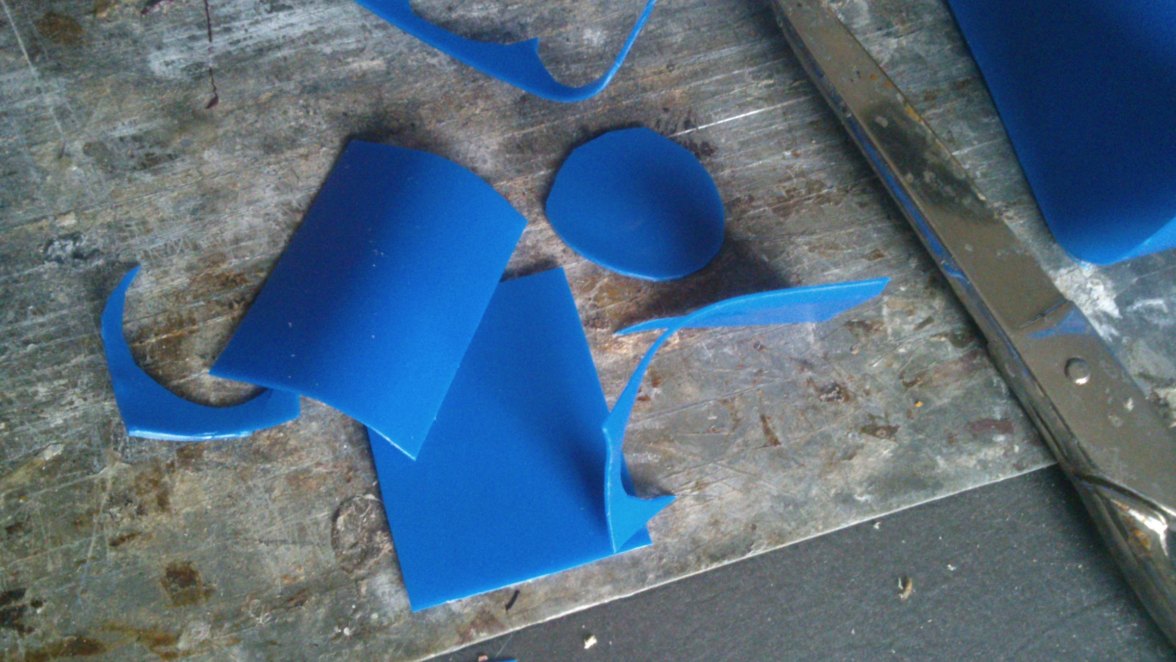 Ornamental Plastic Flowers 5 Steps (with Pictures) Instructables