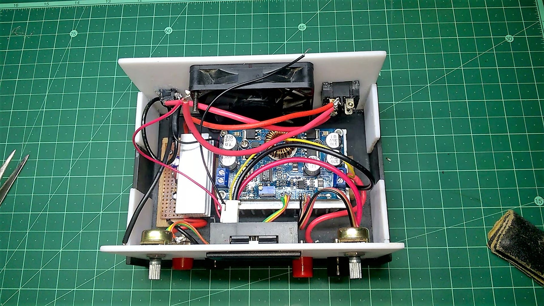 DIY Variable Power Supply With Adjustable Voltage and Current : 14 ... Circuit Diagram