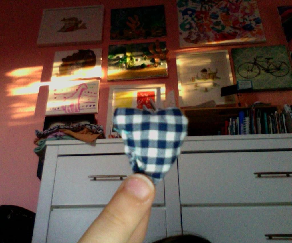 DIY guide for Mini Hand-sewed Heart Pillow with step-by-step instructions