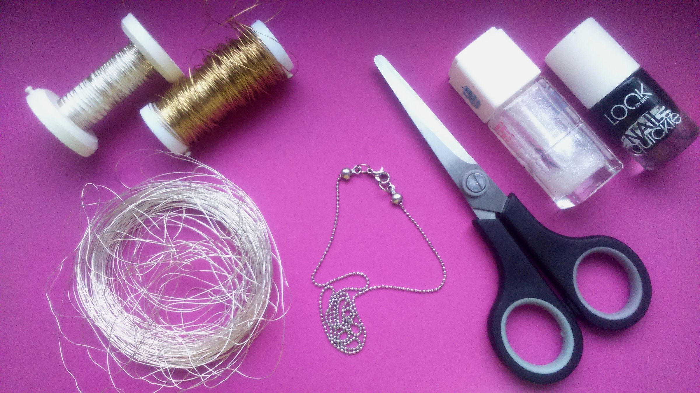 Hot Glue Stick Crystals! 4 Steps (with Pictures) Instructables