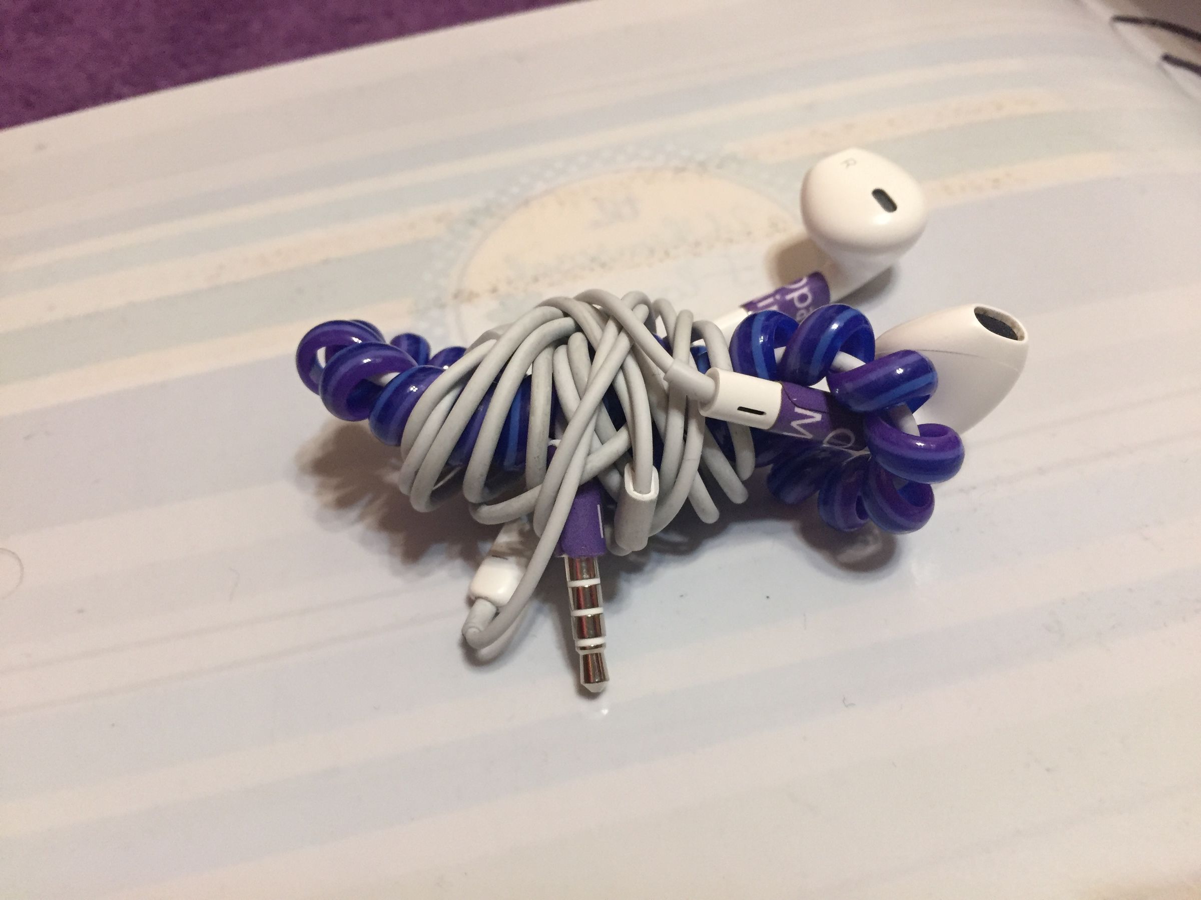 Earbud Wrap Cord 3 Steps Instructables