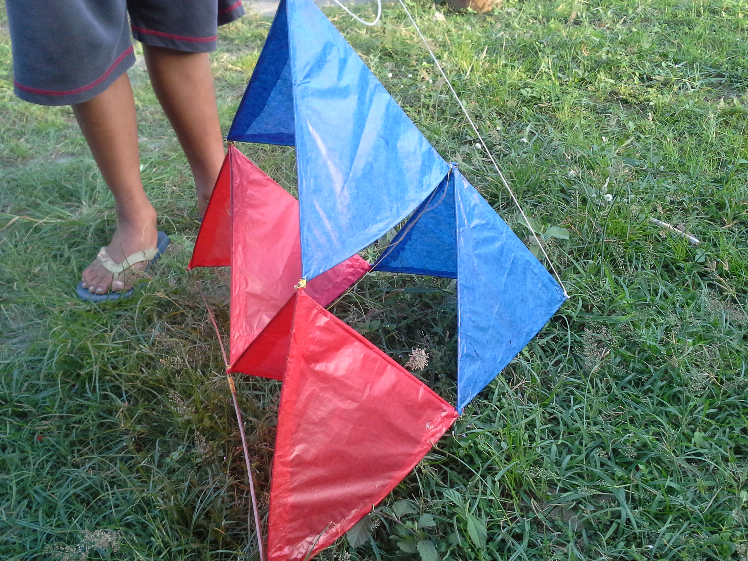 Bell Tetrahedral Kite 9 Steps (with Pictures) Instructables