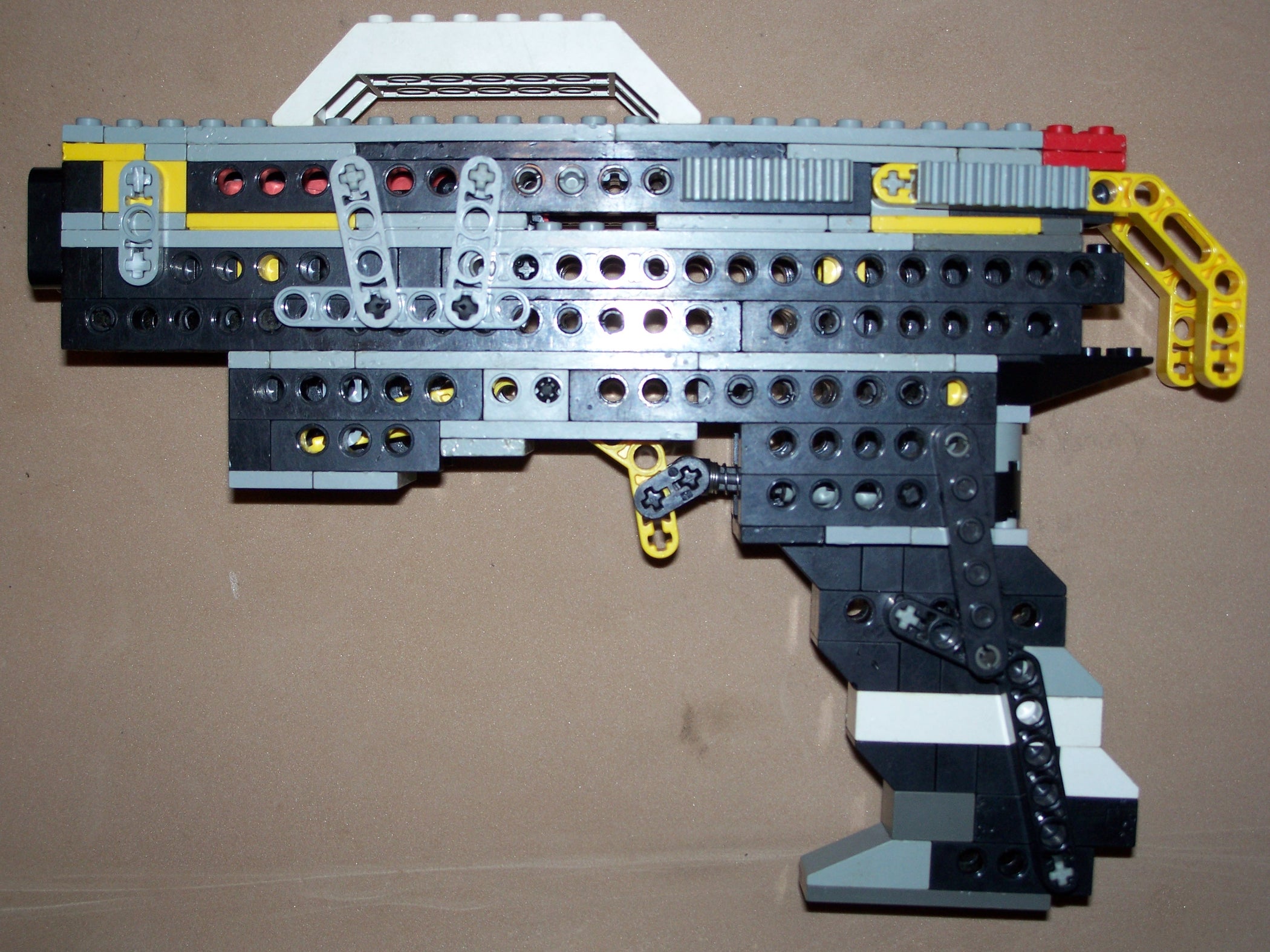 how to make 3 easy lego guns