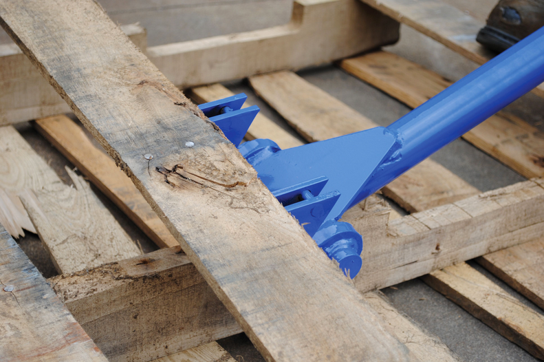 Desmontagem de Paletes