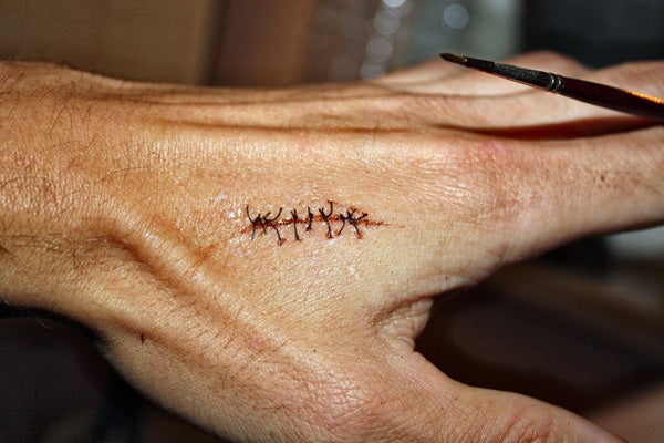 How To Make Fake Cuts Using Makeup: 6 Steps (With Pictures)