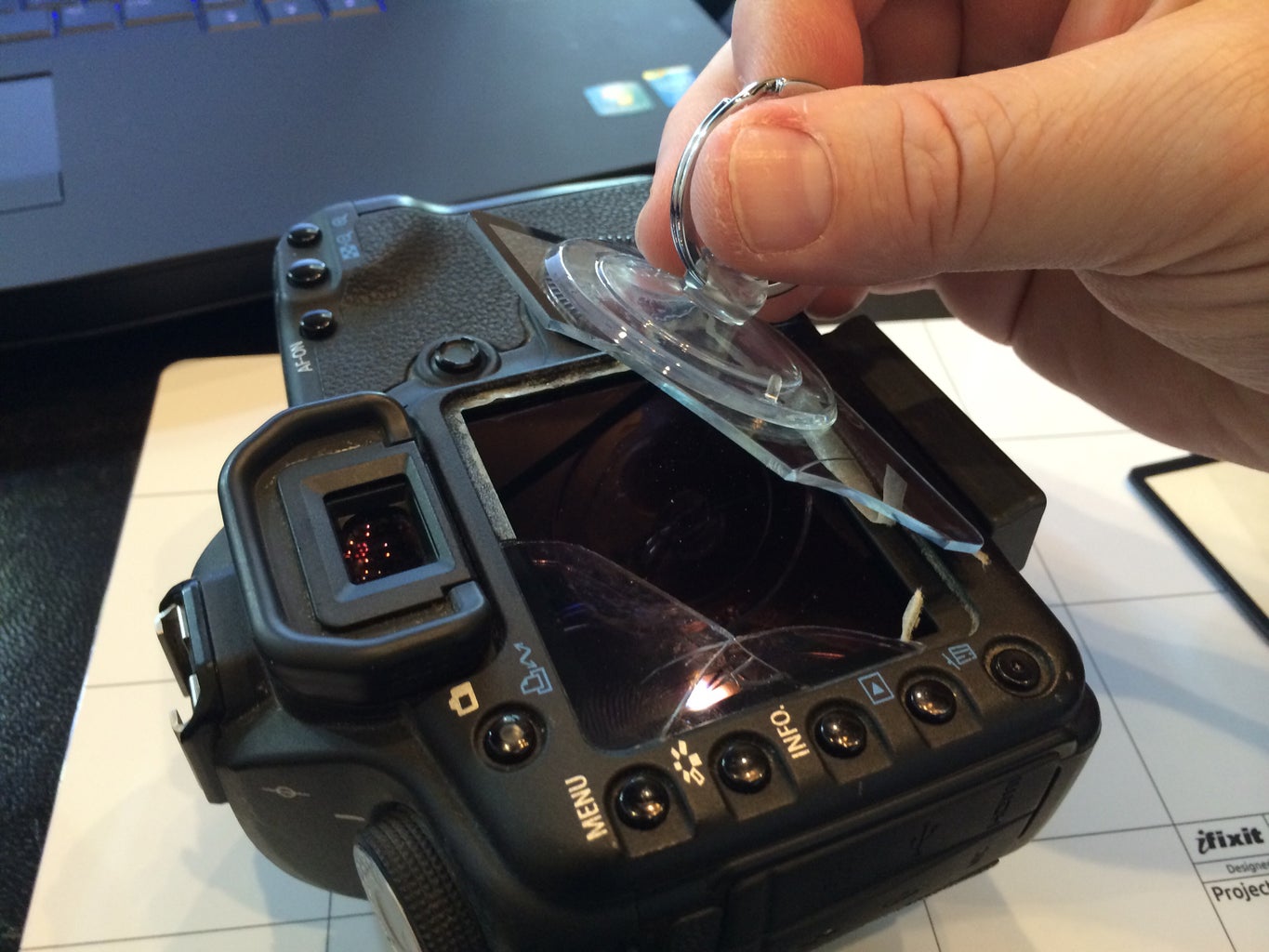 How To Fix A Cracked Dslr Lcd Screen Glass - Instructables