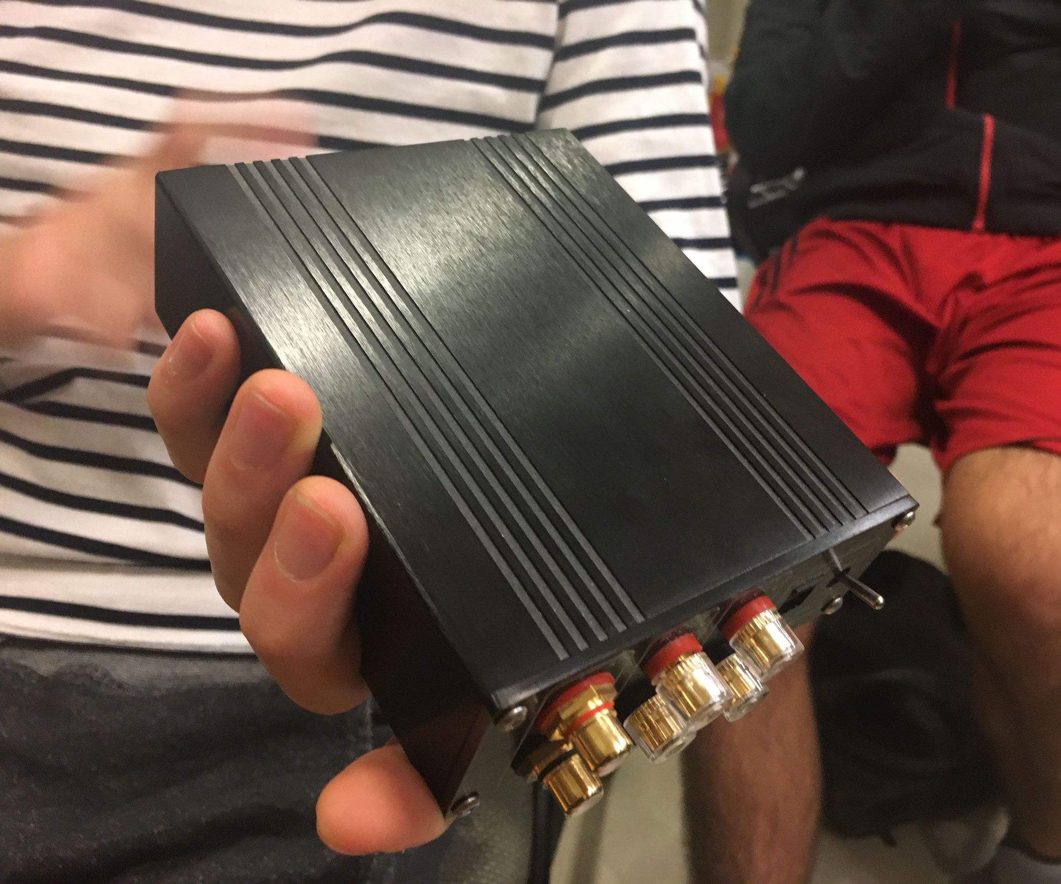 Repairing a Speaker Amp 8 Steps (with Pictures) Instructables