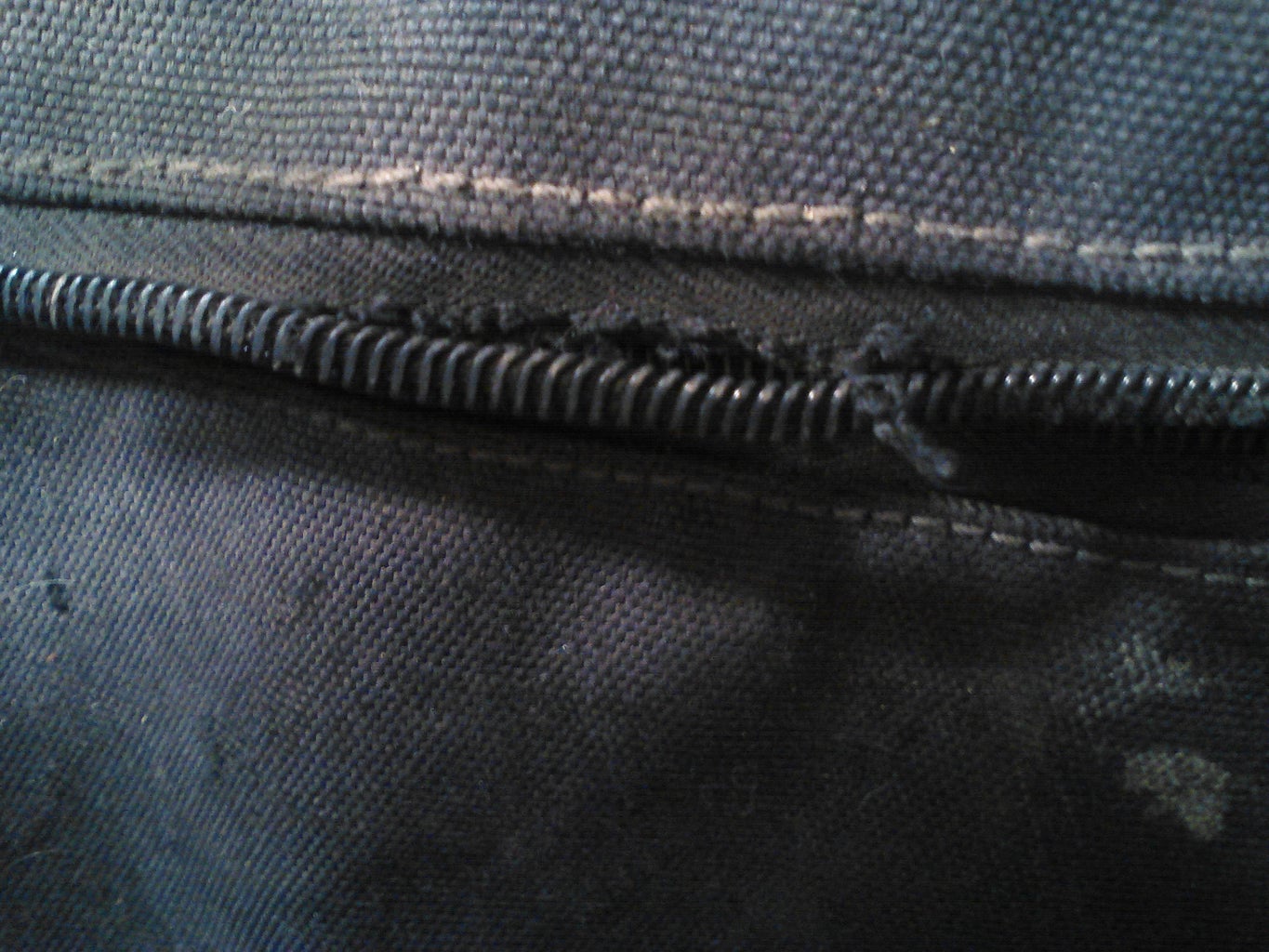 How To Fix Separated Nylon Zipper Teeth : 7 Steps (With Pictures) -  Instructables