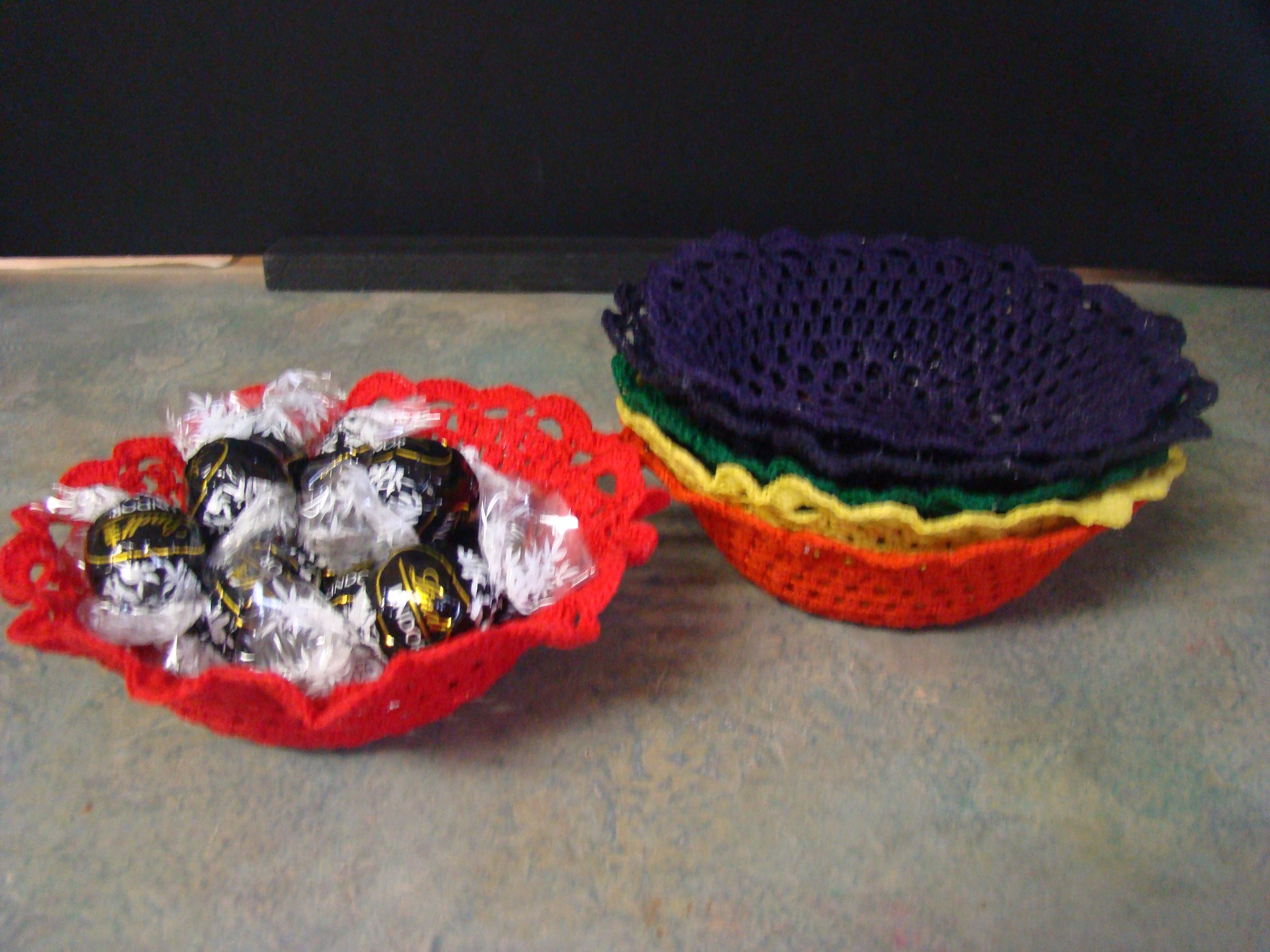 How to Make a Bowl Out of a Doily 11 Steps (with Pictures