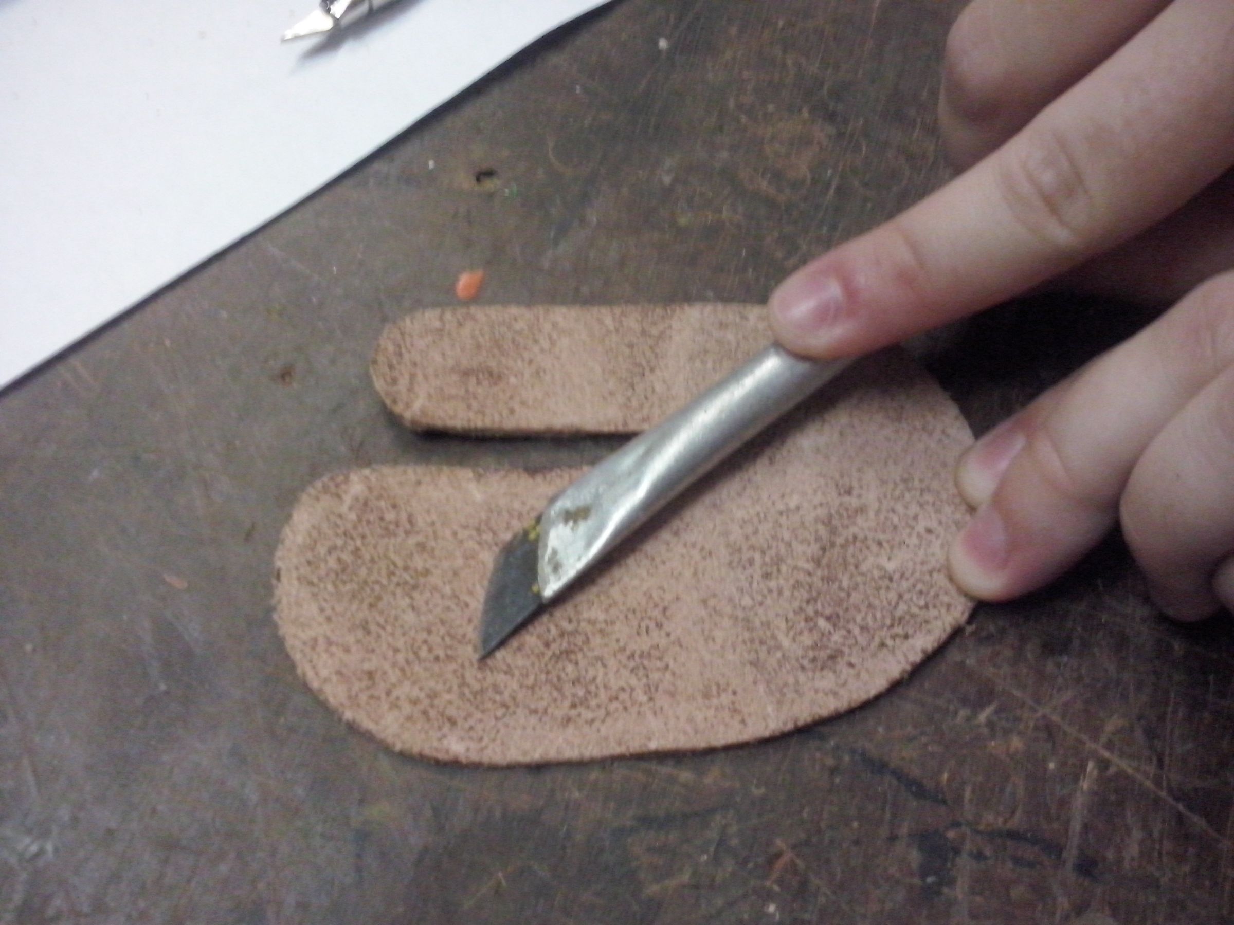 Finger Tab for Archery 5 Steps Instructables