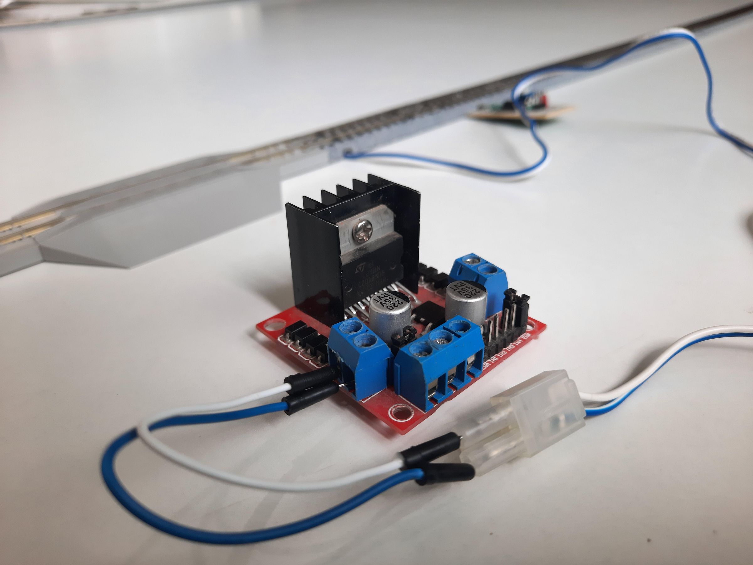 Raspberry Pi Pico Controlled Simple Automated Model Railroad Model