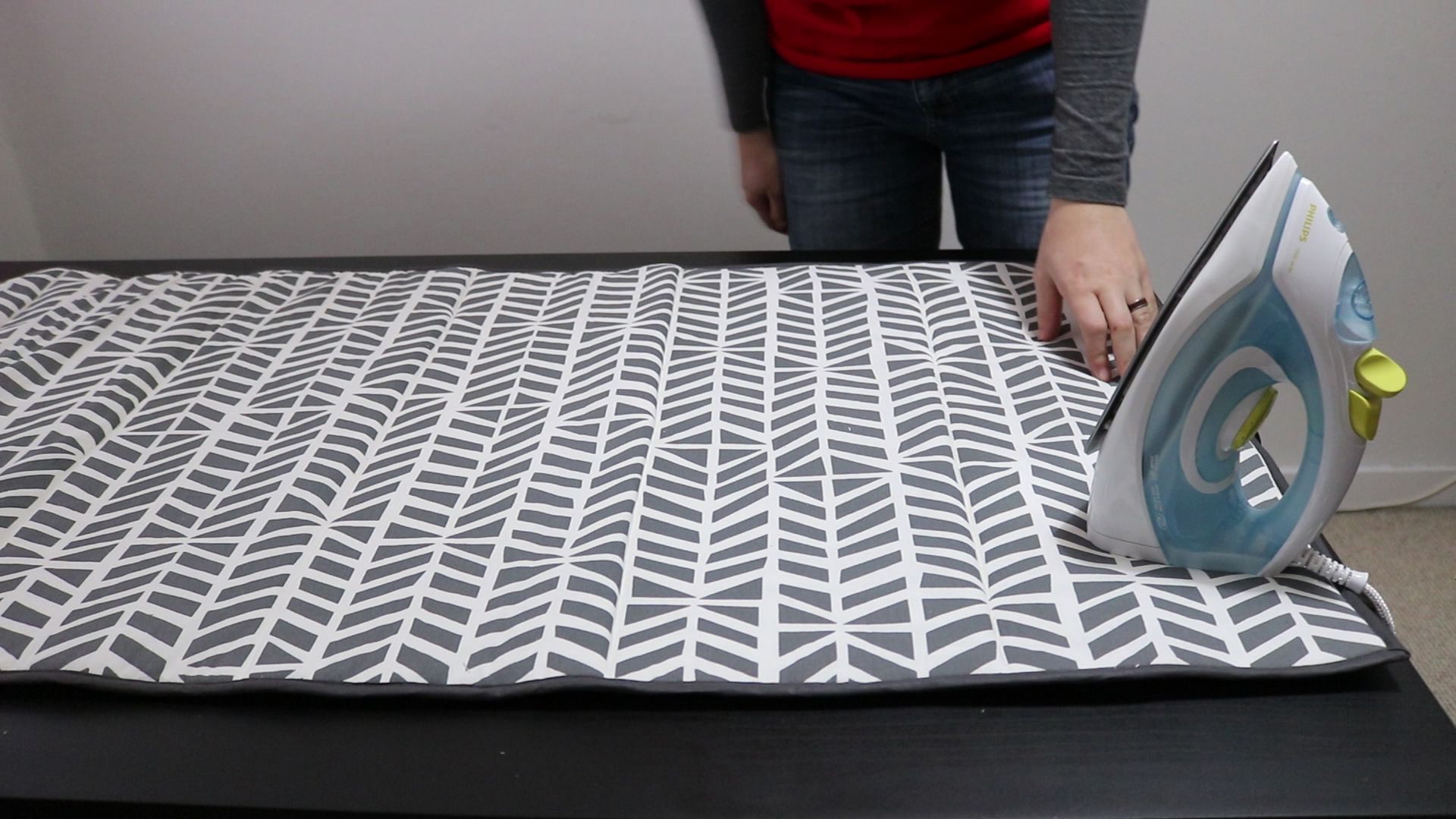 Portable Ironing Mat 4 Steps (with Pictures) Instructables