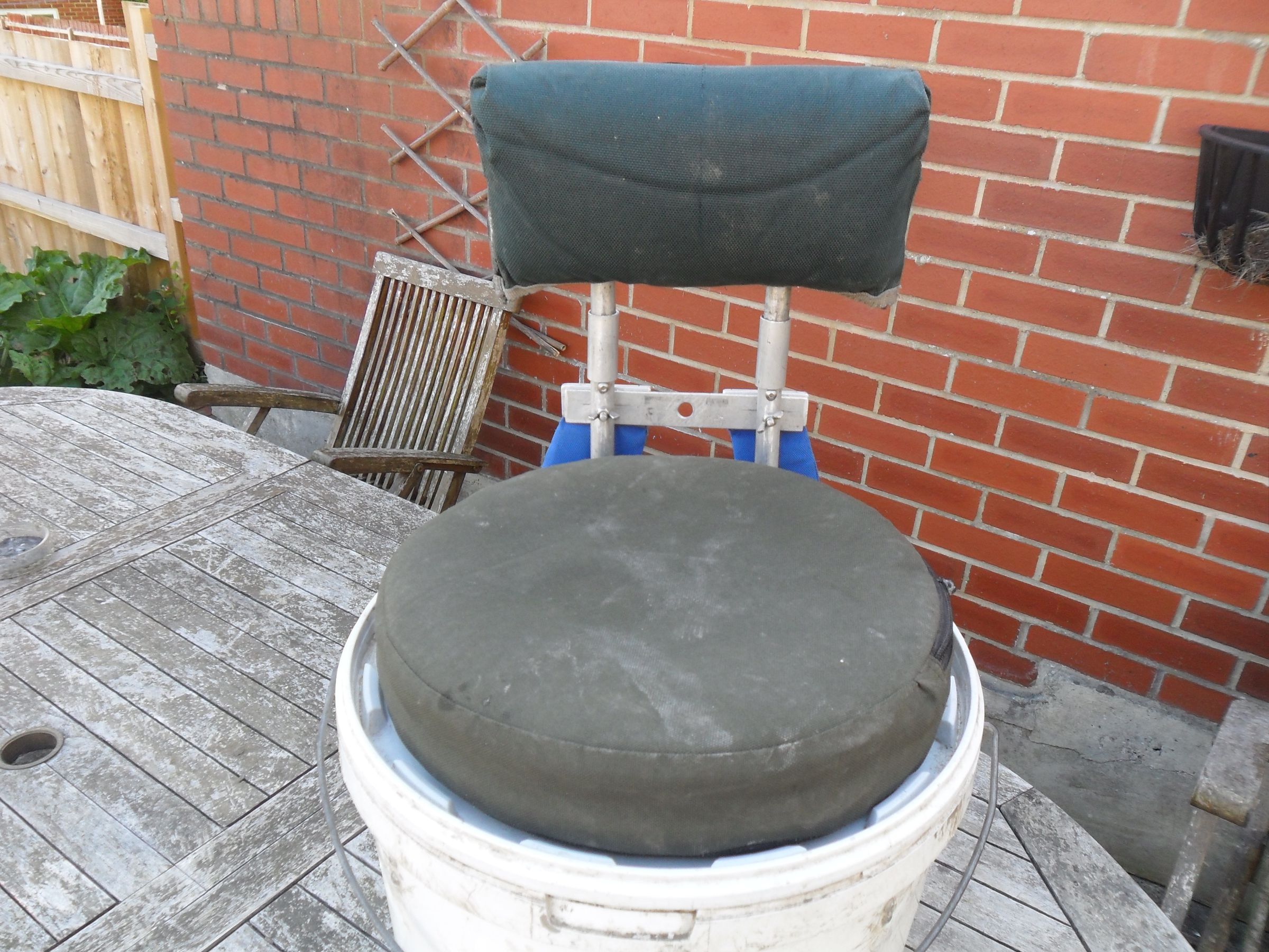 Fishing Bucket Seat &Tackle Box 10 Steps (with Pictures) Instructables