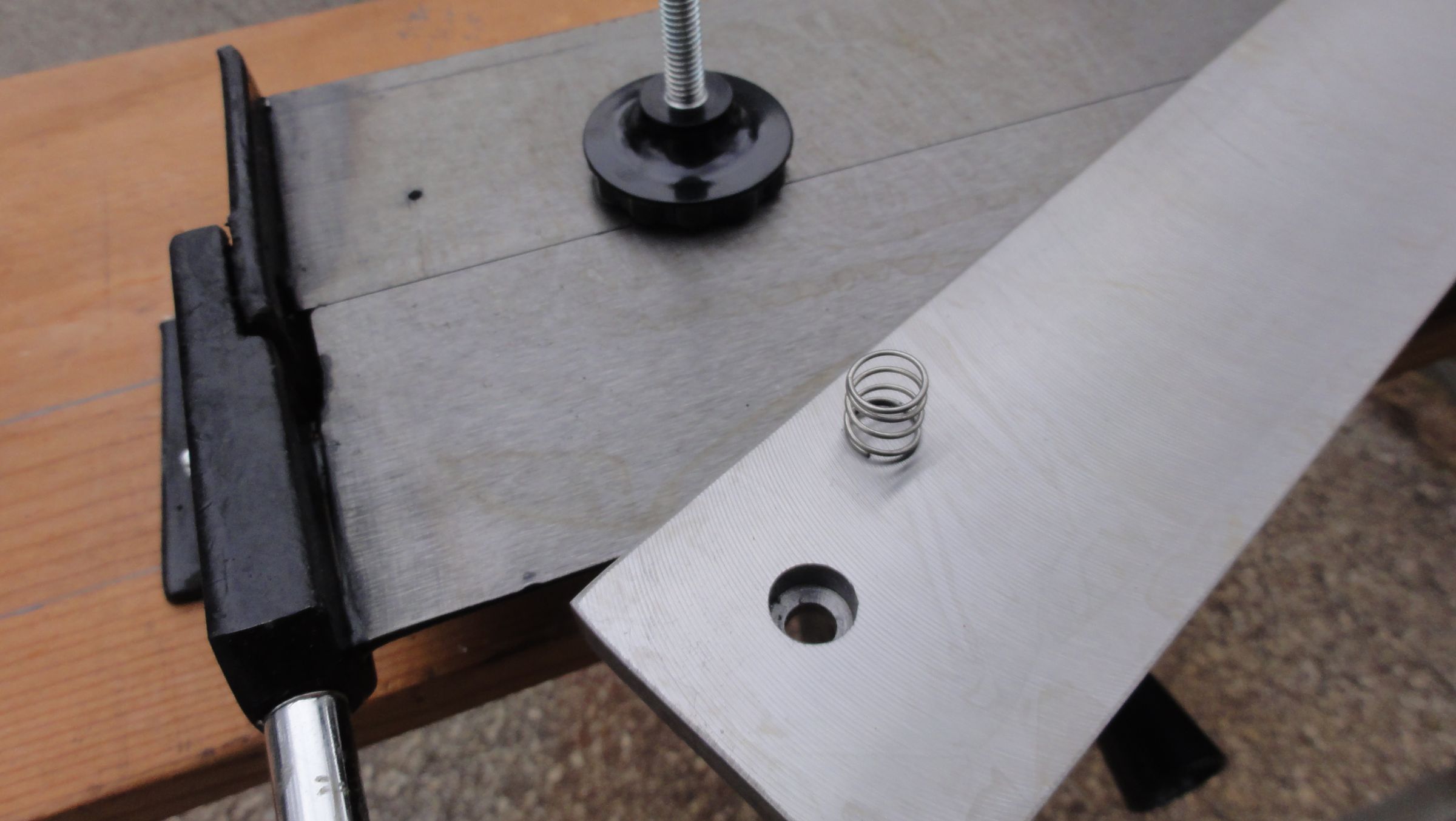 Improved Harbor Freight Metal Bending Brake 4 Steps Instructables