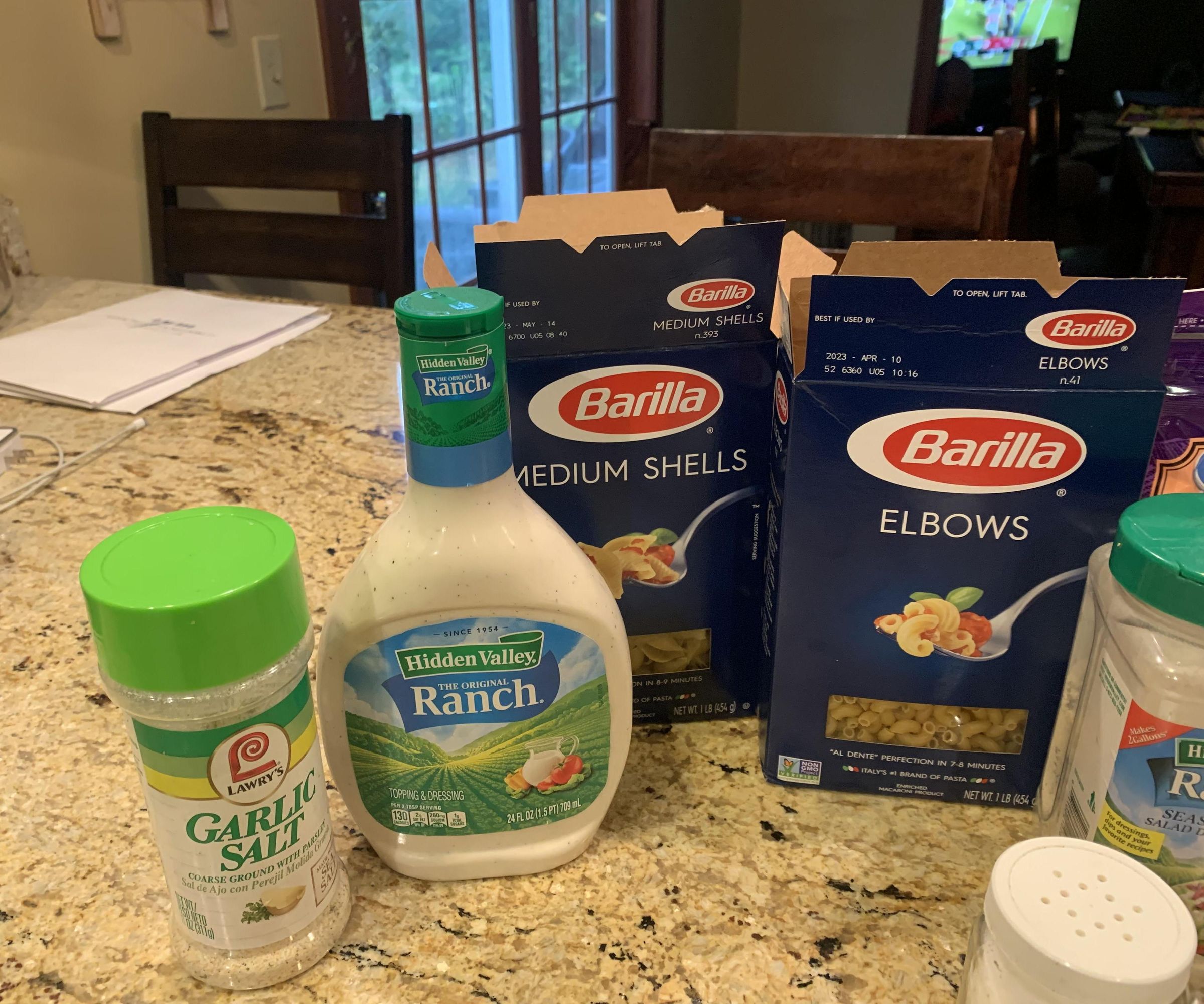 Step-by-step guide for chicken & ranch mac n cheese DIY Project DIY project