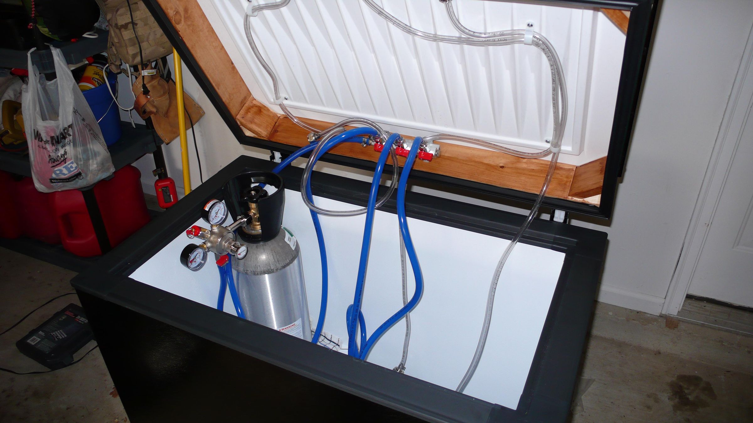 Chest Freezer Kegerator 4 Steps Instructables