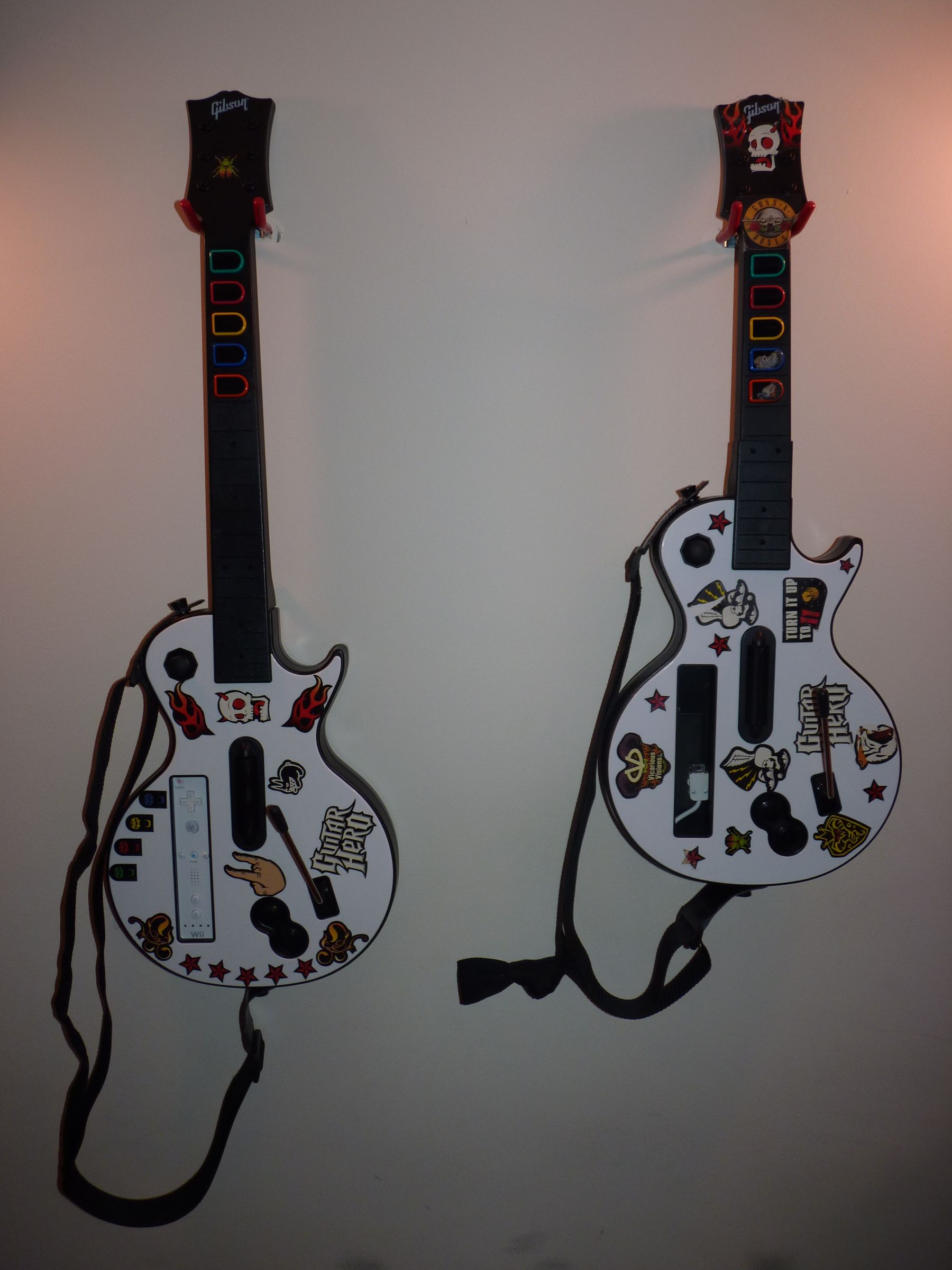 Ukulele Hero or a Guitar Hero Controller for Toddlers 4 Steps (with