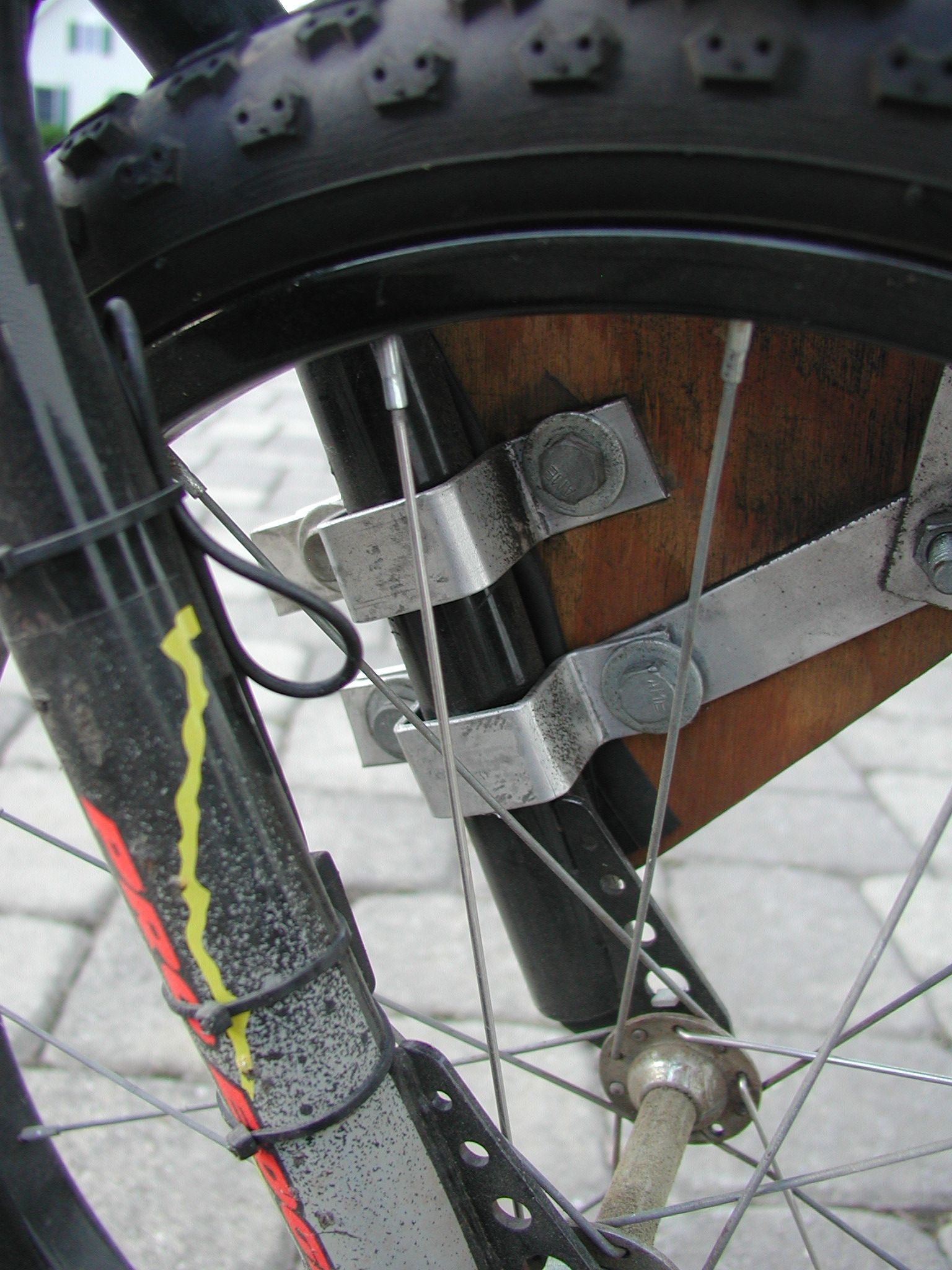 How to Strap a Leaf Blower Engine to a Bike and Go Fast 8 Steps (with