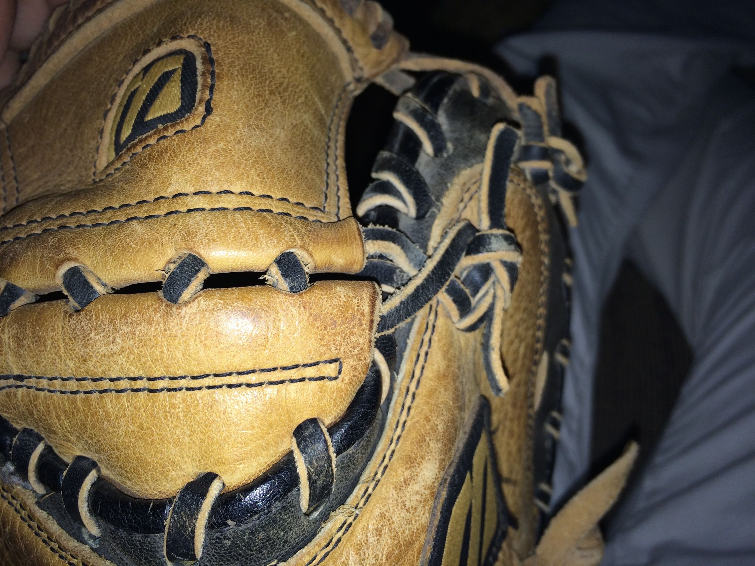 Relace a Baseball Glove 8 Steps Instructables
