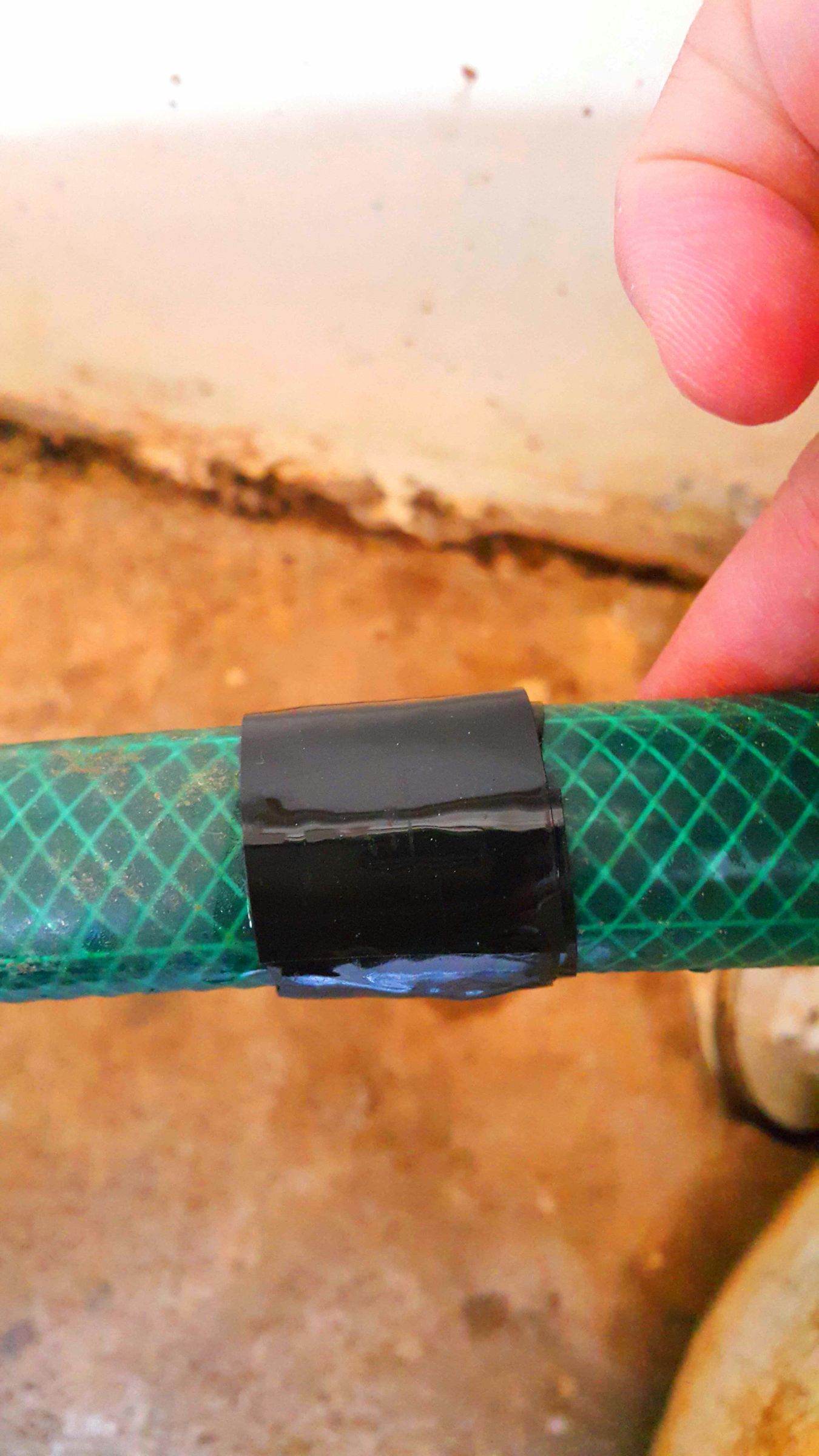 Fixing a Punctured Garden Hose in 3 Minutes! 4 Steps (with Pictures