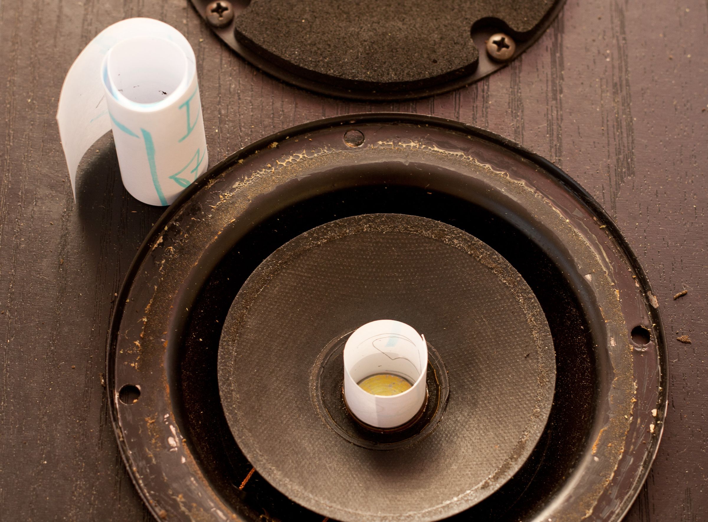 Refoam Your Old Speakers 18 Steps (with Pictures) Instructables